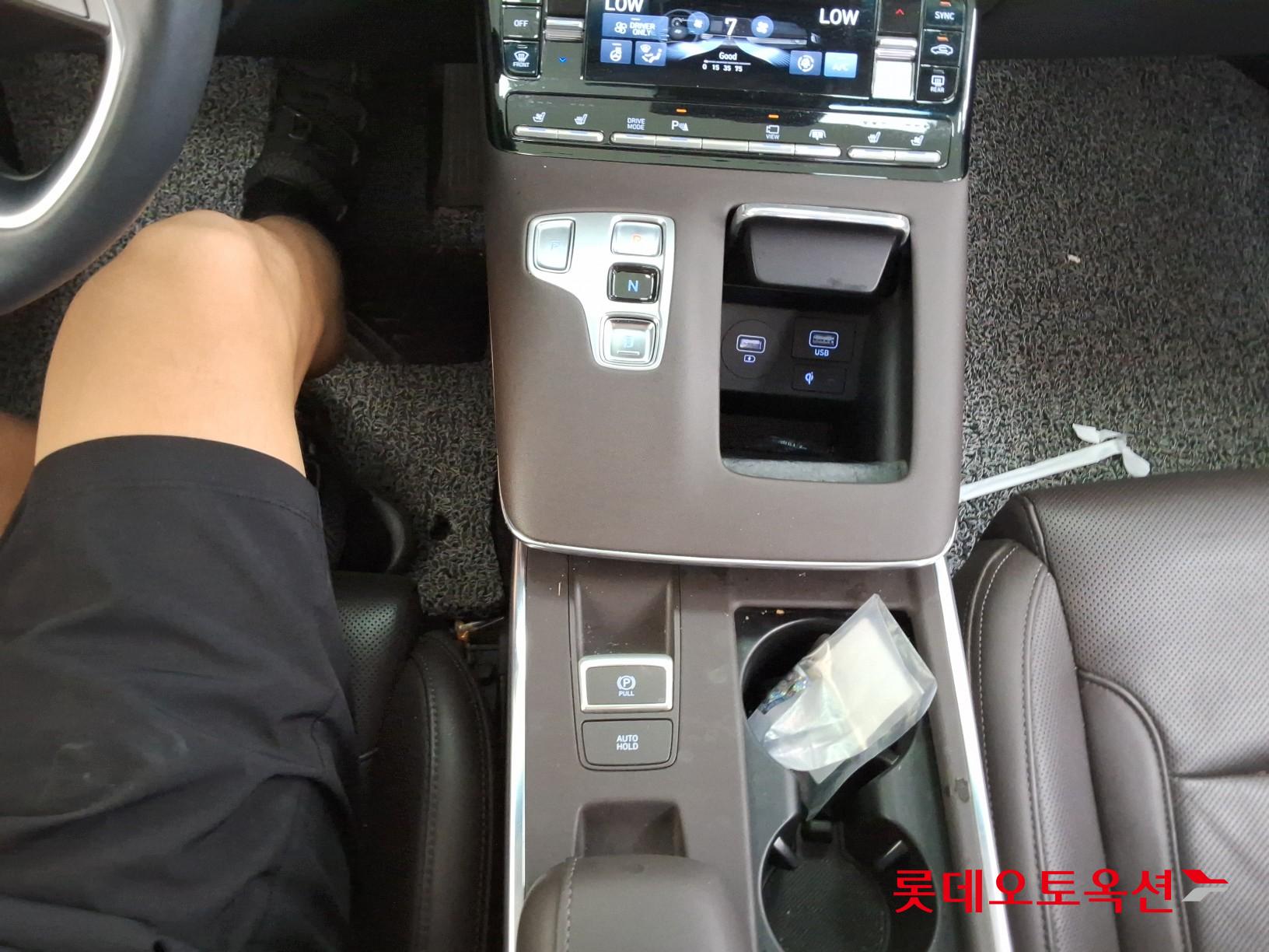 Hyundai Grandeur Hybrid id 3052513 из Кореи 31