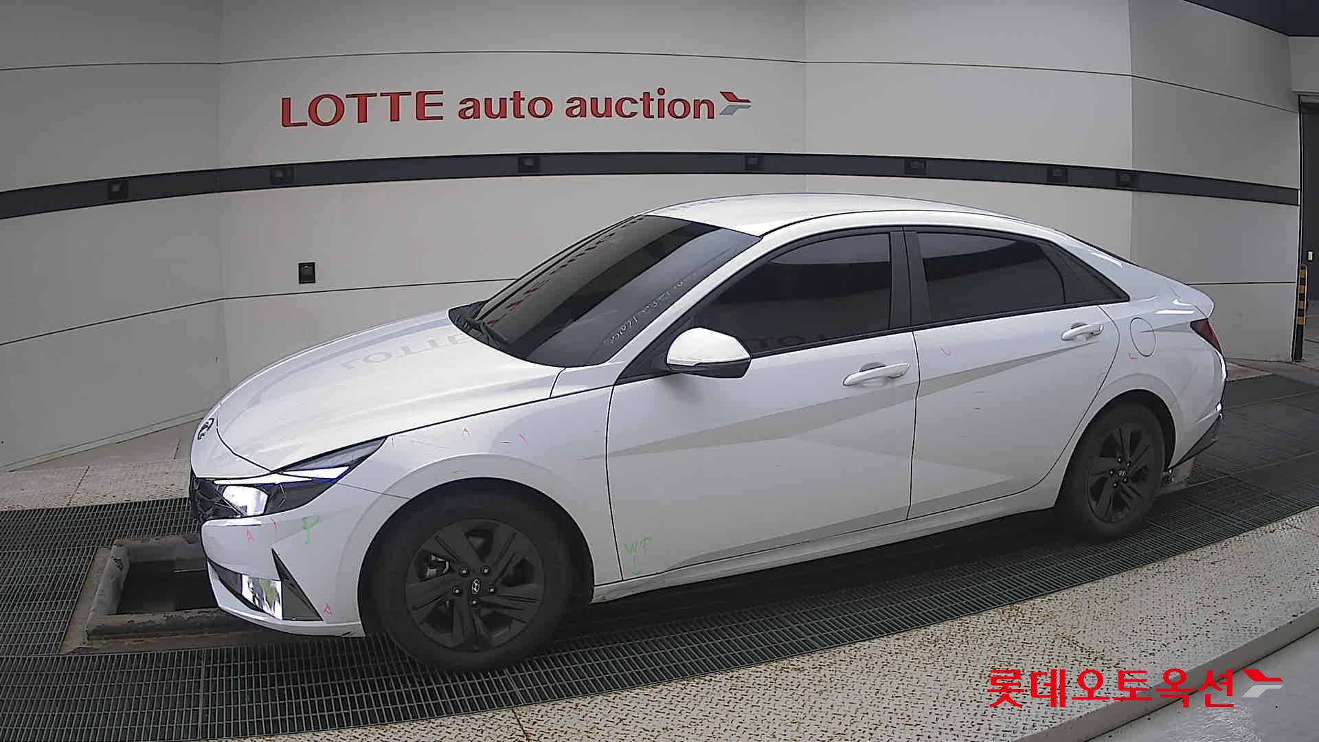 Hyundai Avante Hybrid id 3052540 из Кореи 12