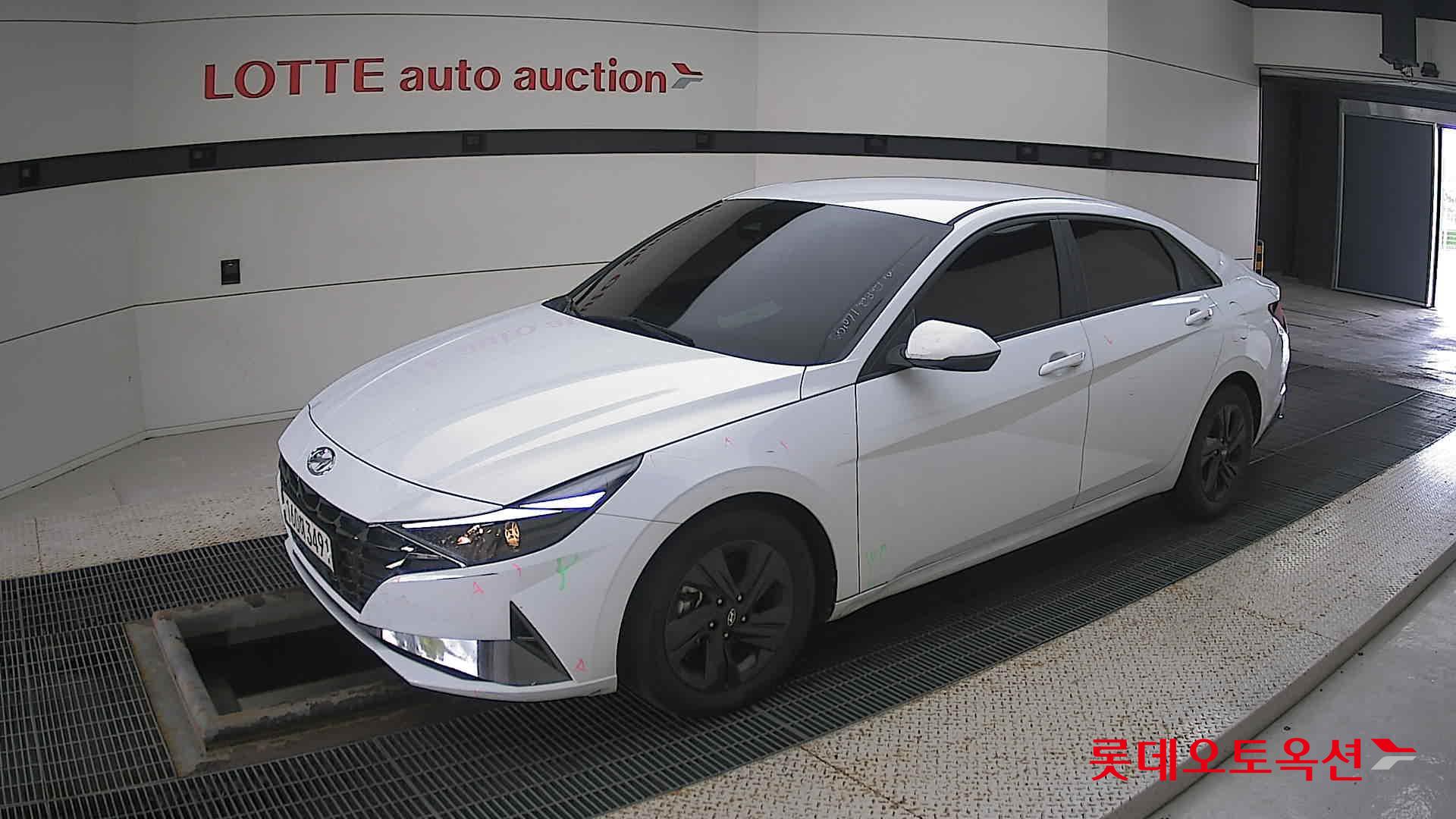 Hyundai Avante Hybrid id 3052540 из Кореи 13