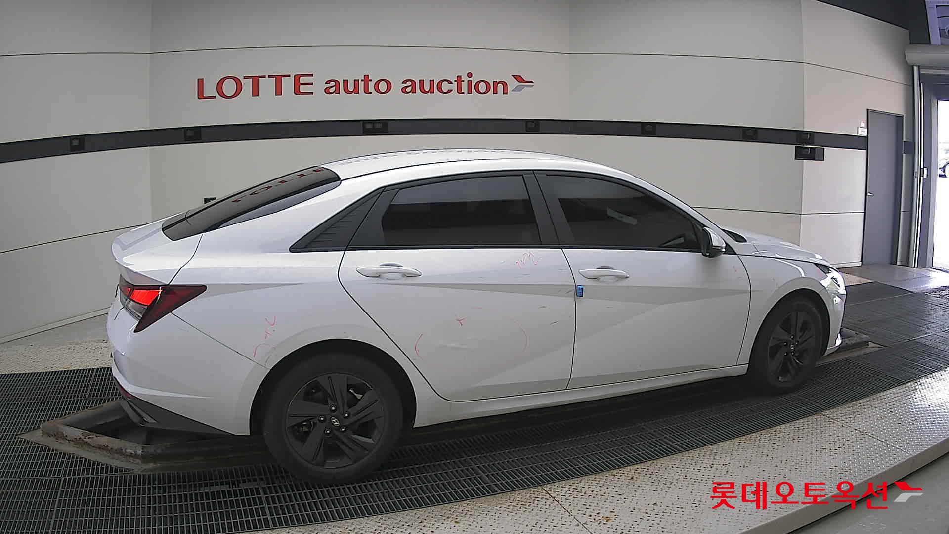 Hyundai Avante Hybrid id 3052540 из Кореи 18