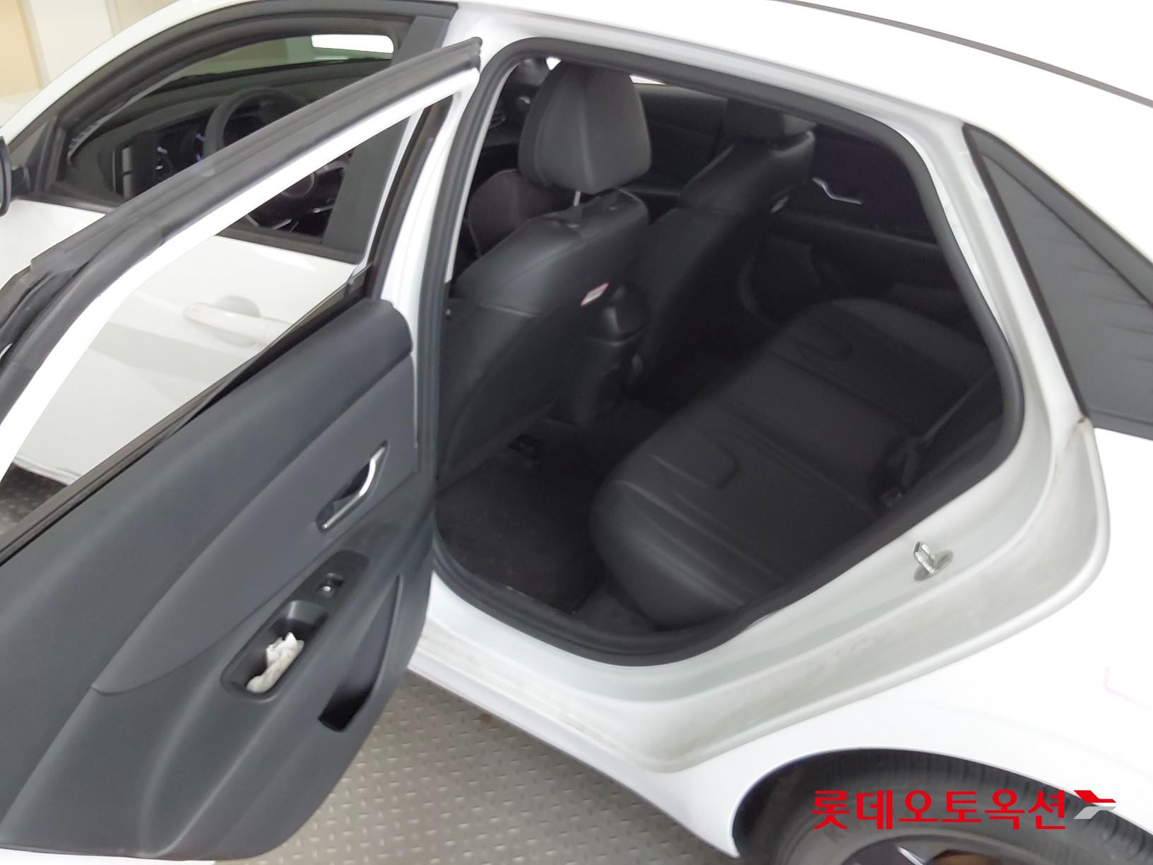 Hyundai Avante Hybrid id 3052540 из Кореи 36