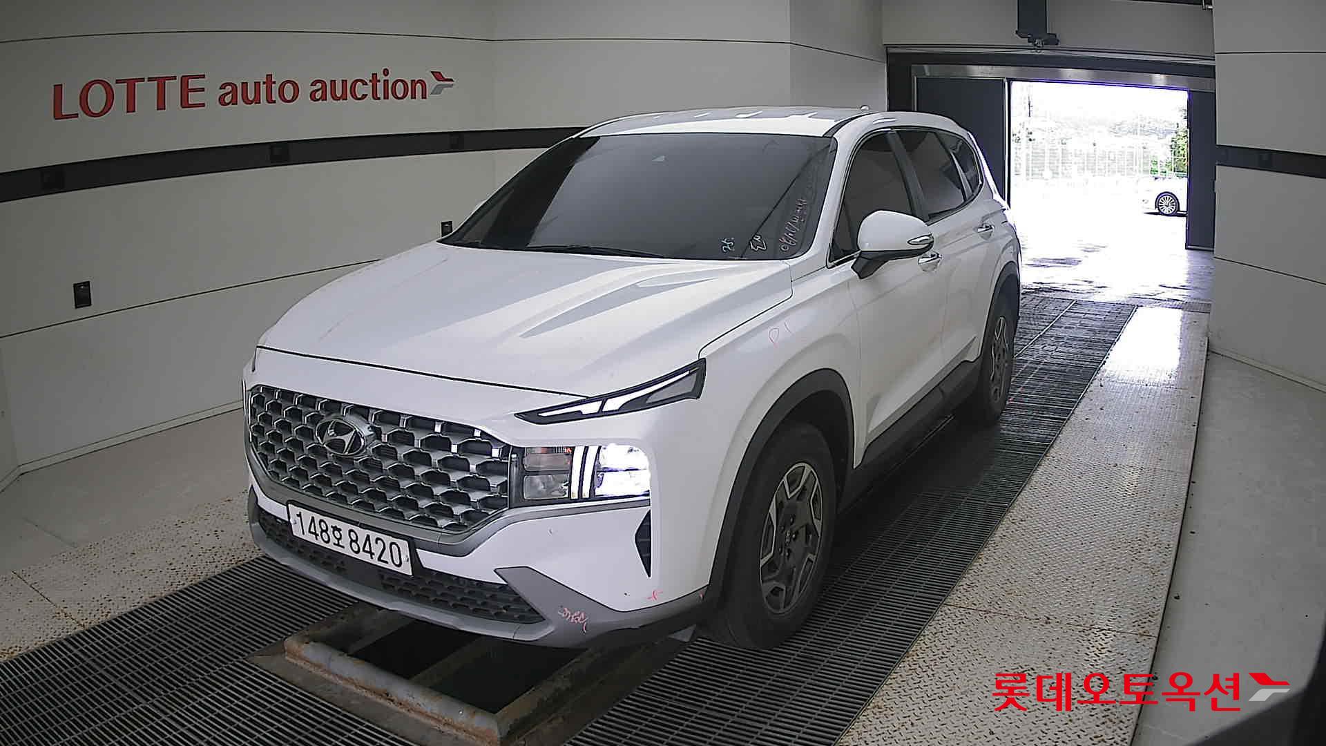 Hyundai Santa Fe Hybrid 2022 Creamy White Pearl (optional) из Кореи