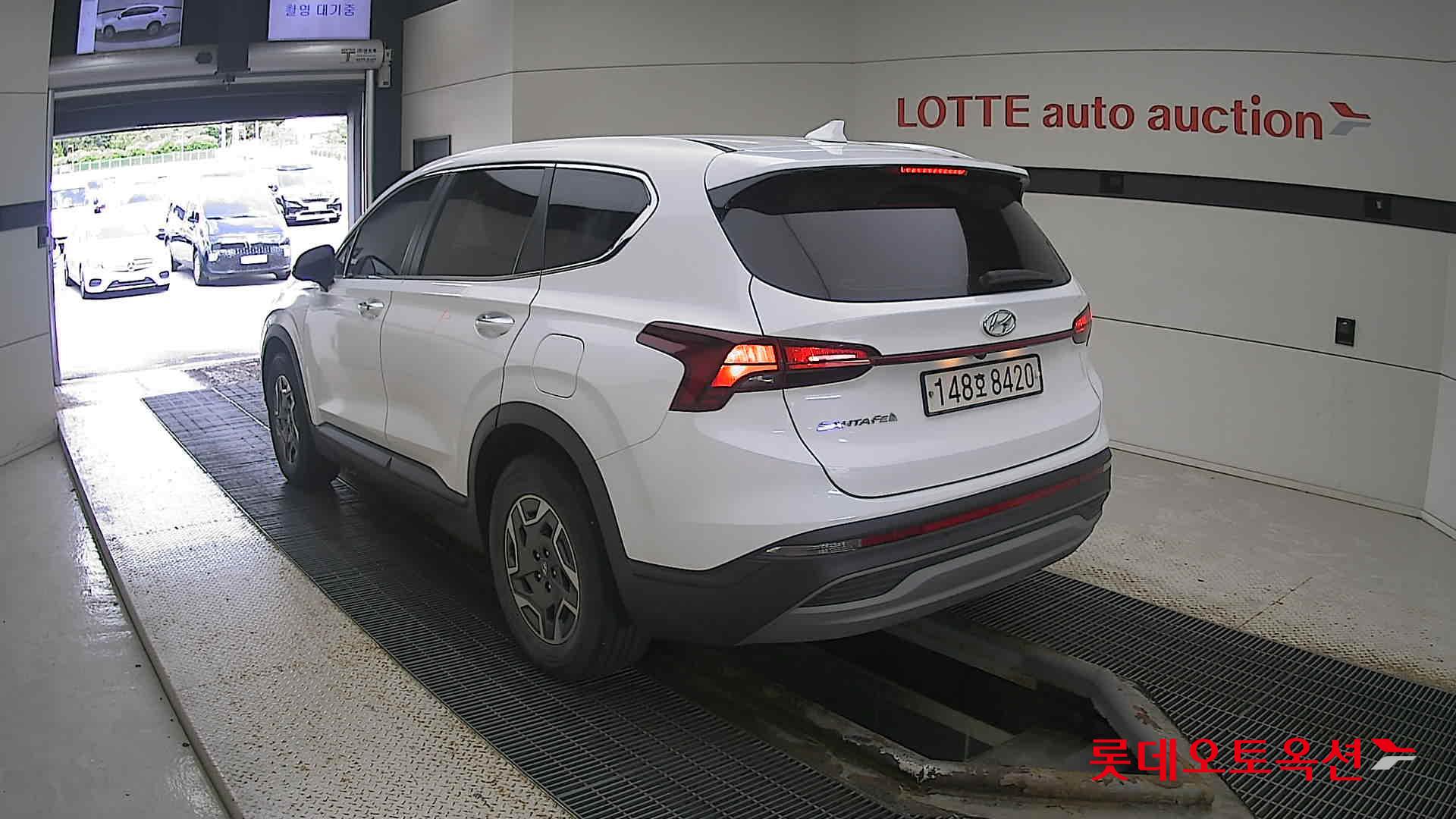 Hyundai Santa Fe Hybrid 2022 Creamy White Pearl (optional) из Кореи, фото 6
