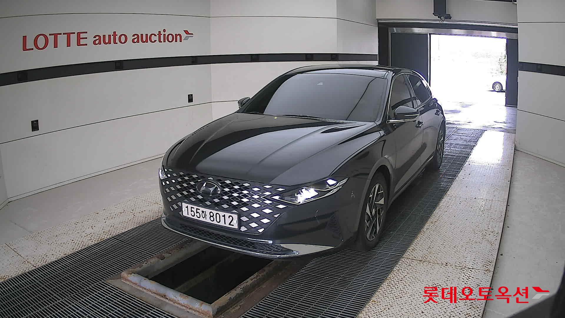 Hyundai Grandeur Hybrid 2022 Forest Black Pearl из Кореи