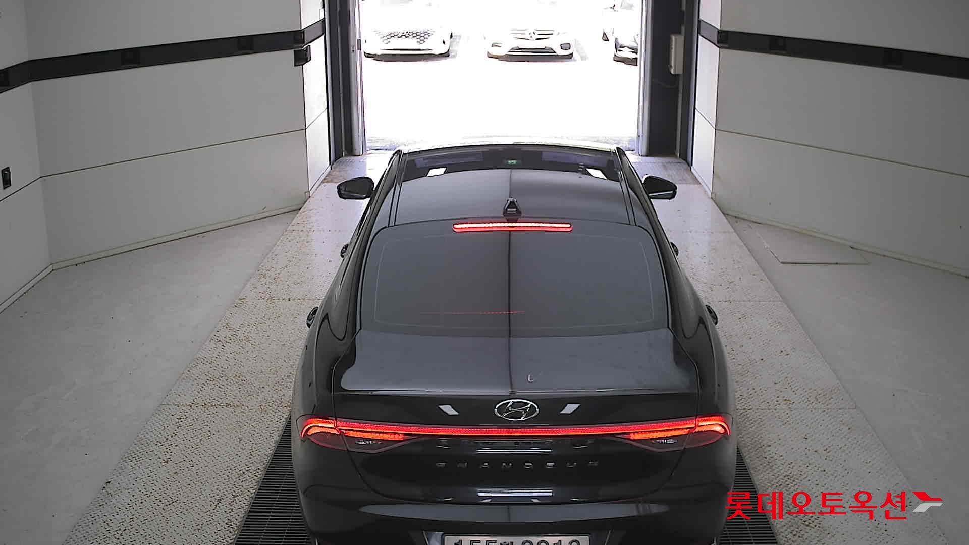 Hyundai Grandeur Hybrid 2022 Forest Black Pearl из Кореи, фото 5