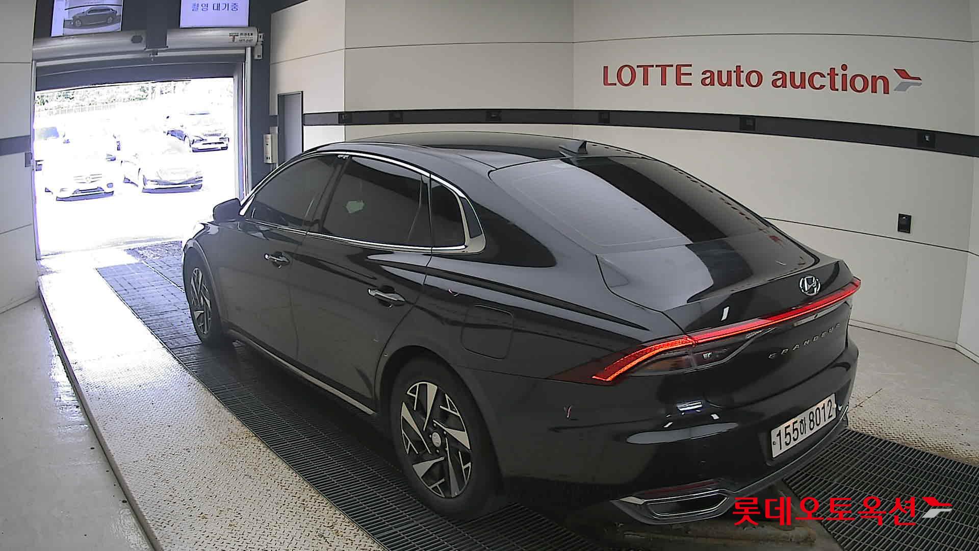 Hyundai Grandeur Hybrid 2022 Forest Black Pearl из Кореи, фото 6