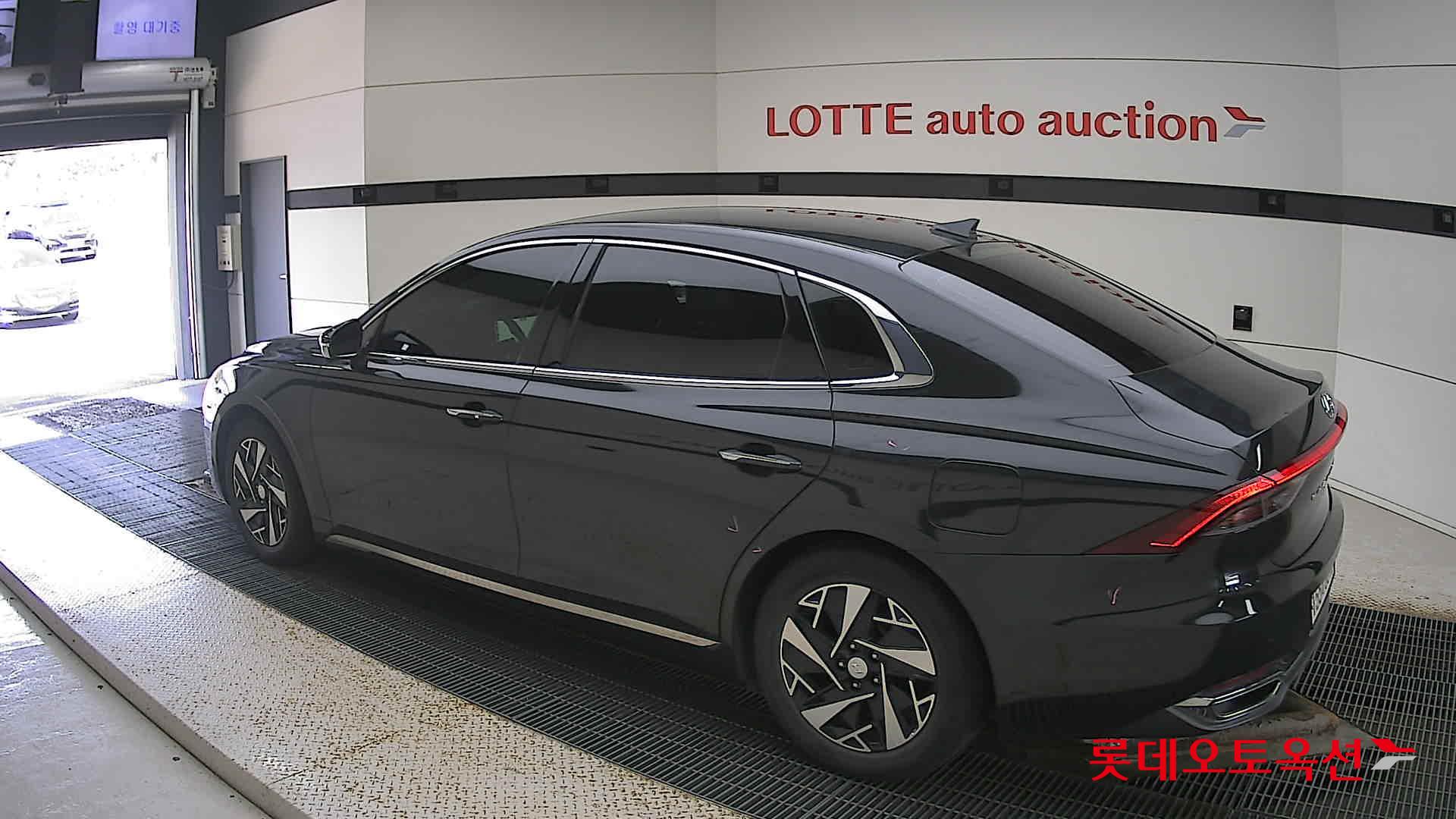 Hyundai Grandeur Hybrid id 3057672 из Кореи 10