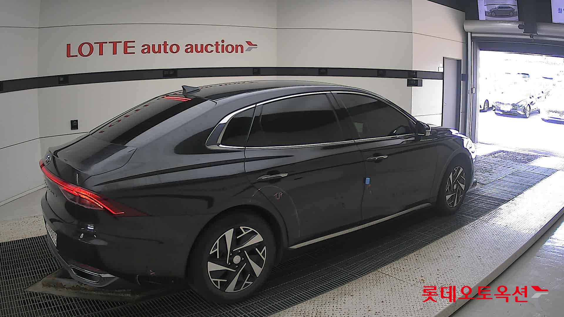 Hyundai Grandeur Hybrid id 3057672 из Кореи 19