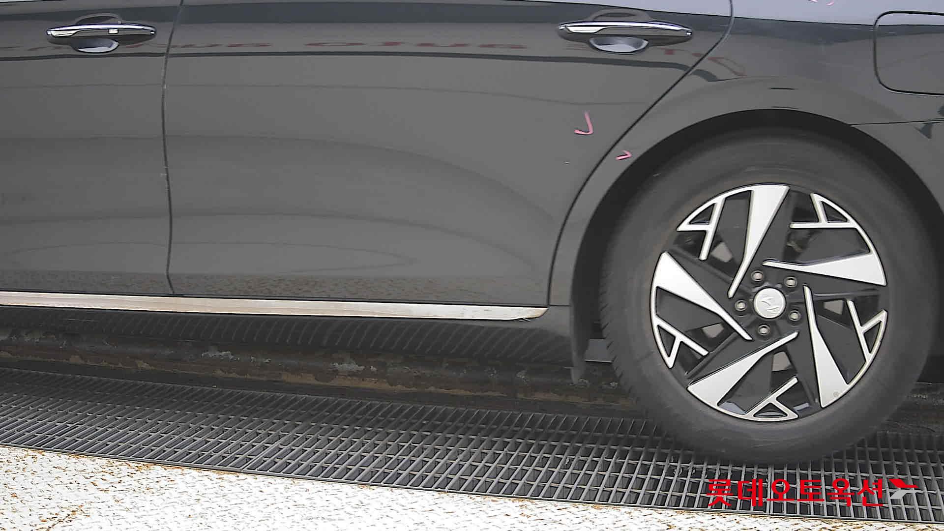 Hyundai Grandeur Hybrid id 3057672 из Кореи 22