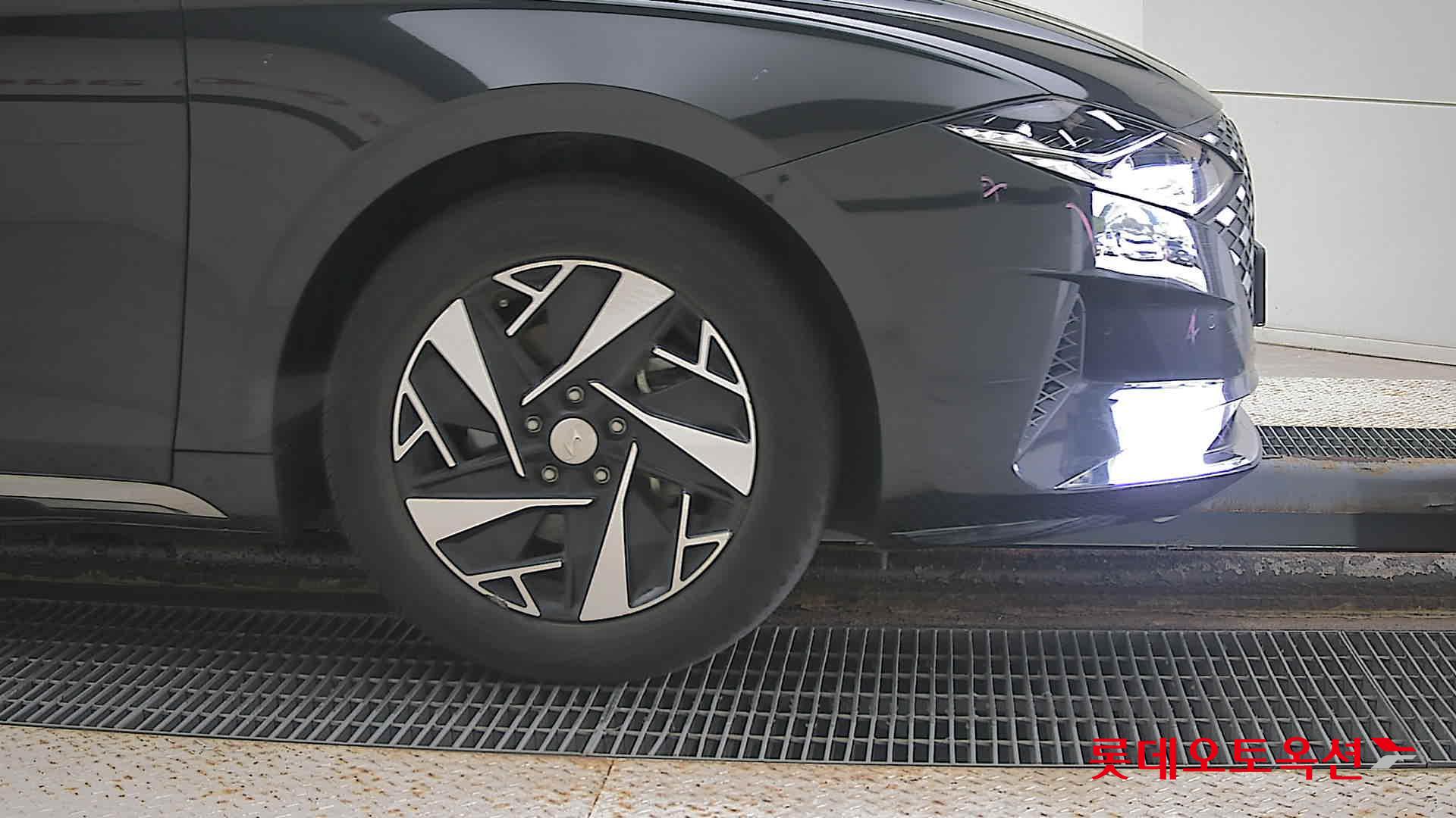 Hyundai Grandeur Hybrid id 3057672 из Кореи 23