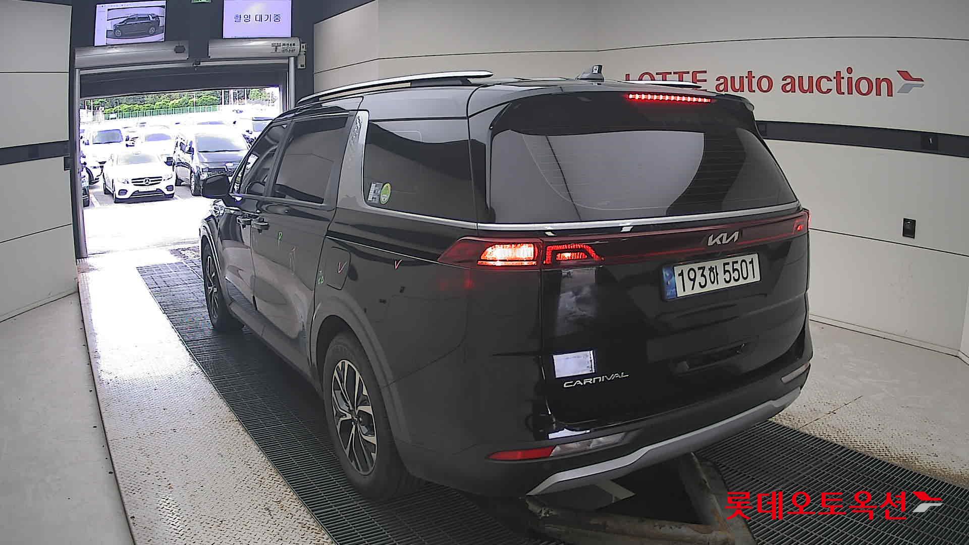 Kia Carnival id 3052564 из Кореи 9