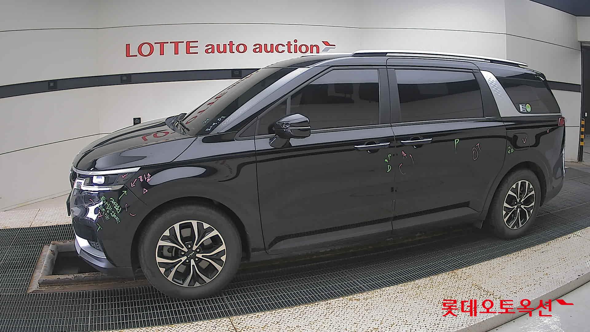 Kia Carnival id 3052564 из Кореи 12