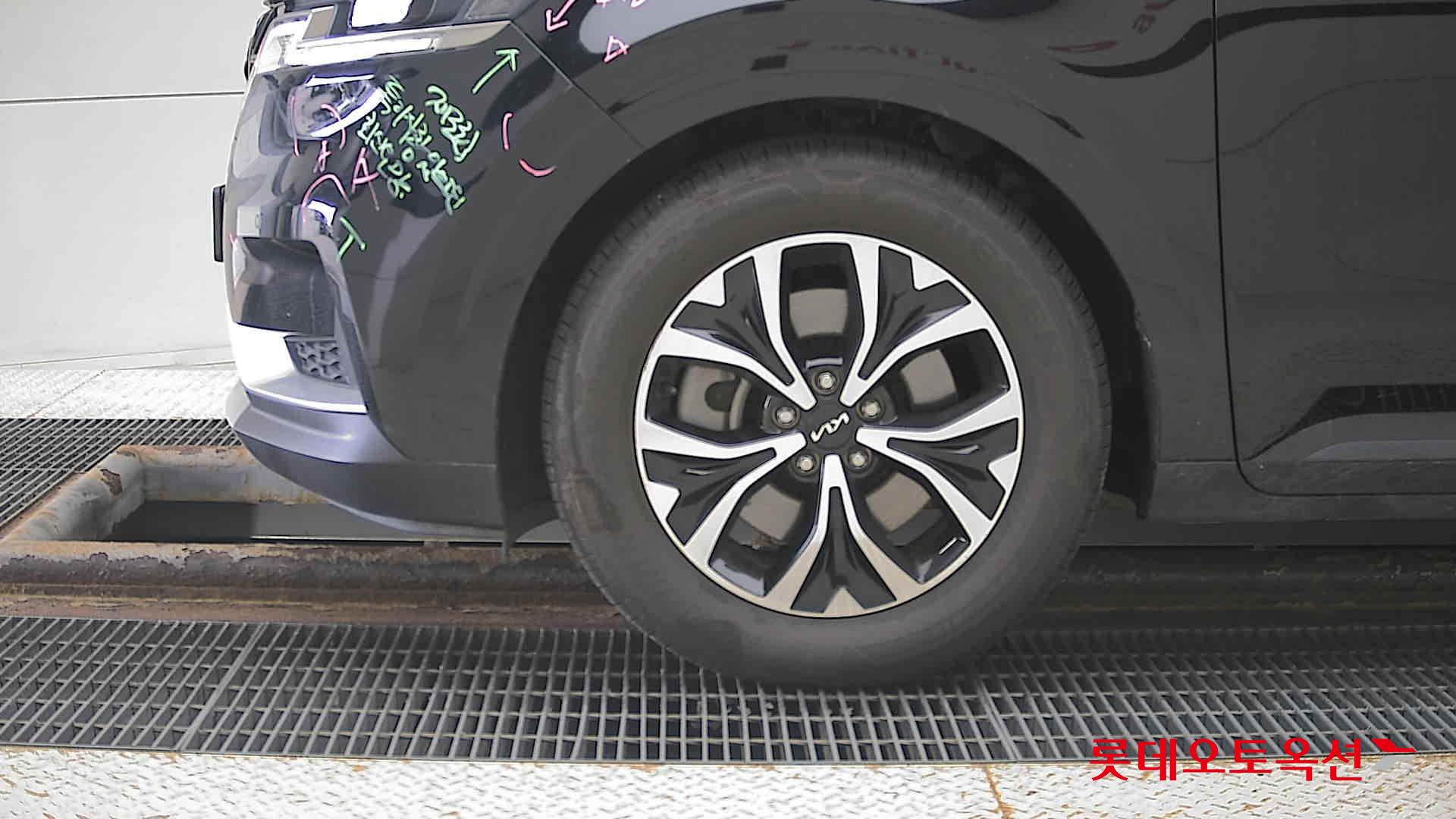 Kia Carnival id 3052564 из Кореи 21