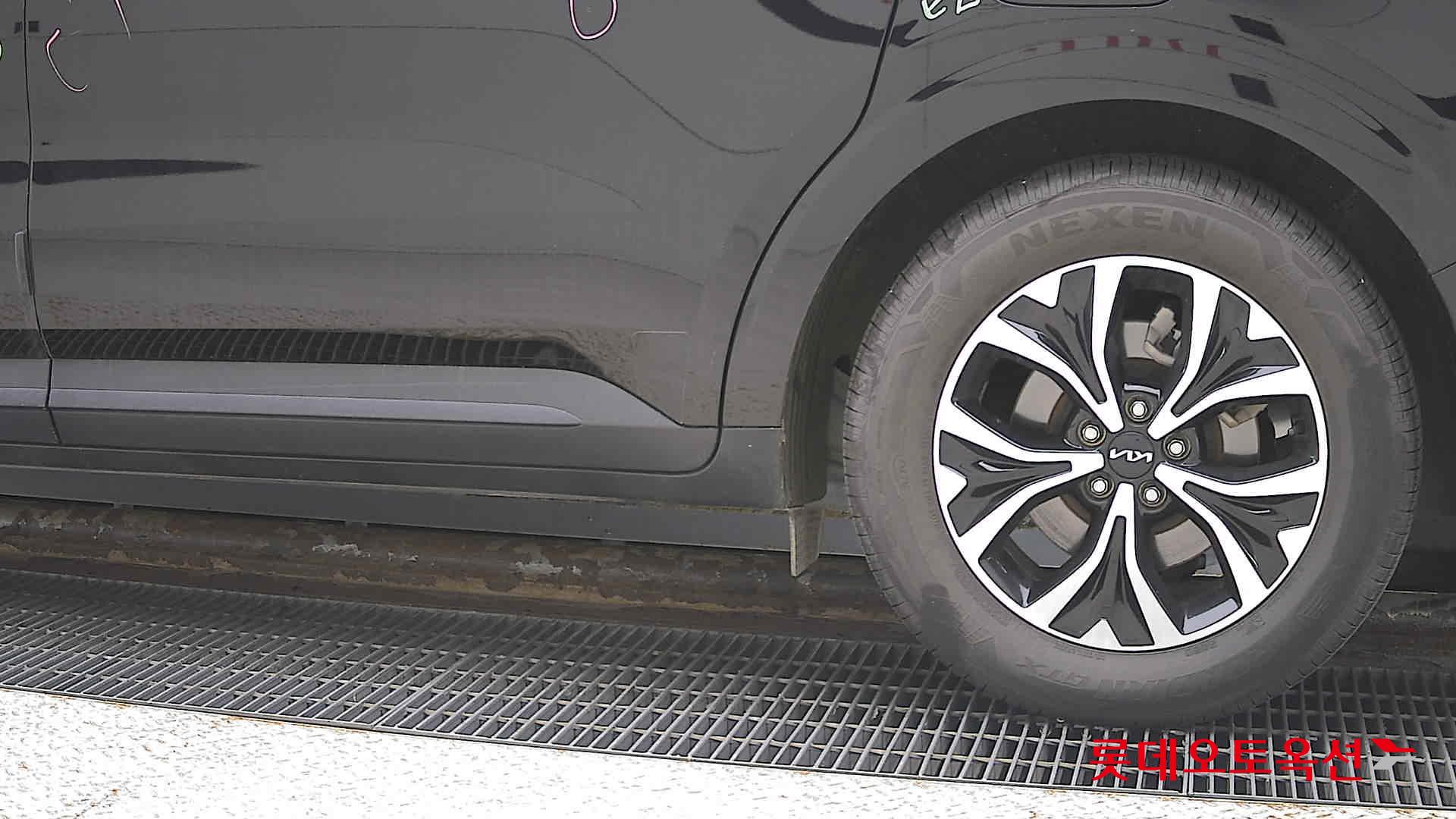 Kia Carnival id 3052564 из Кореи 22