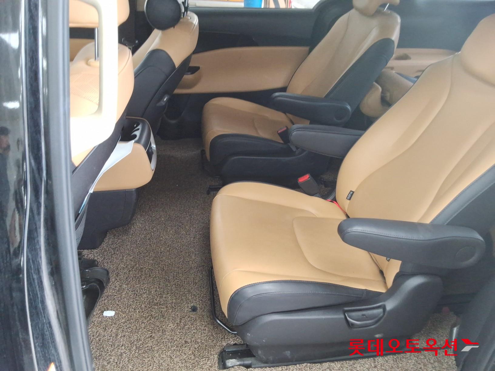 Kia Carnival id 3052564 из Кореи 36