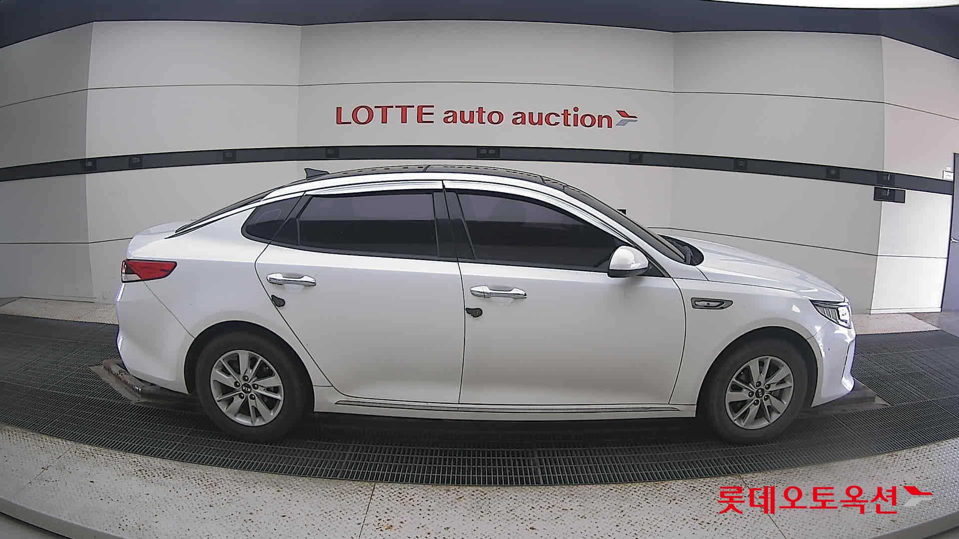 Kia K5 2018 Snow White Pearl (optional) из Кореи, фото 3