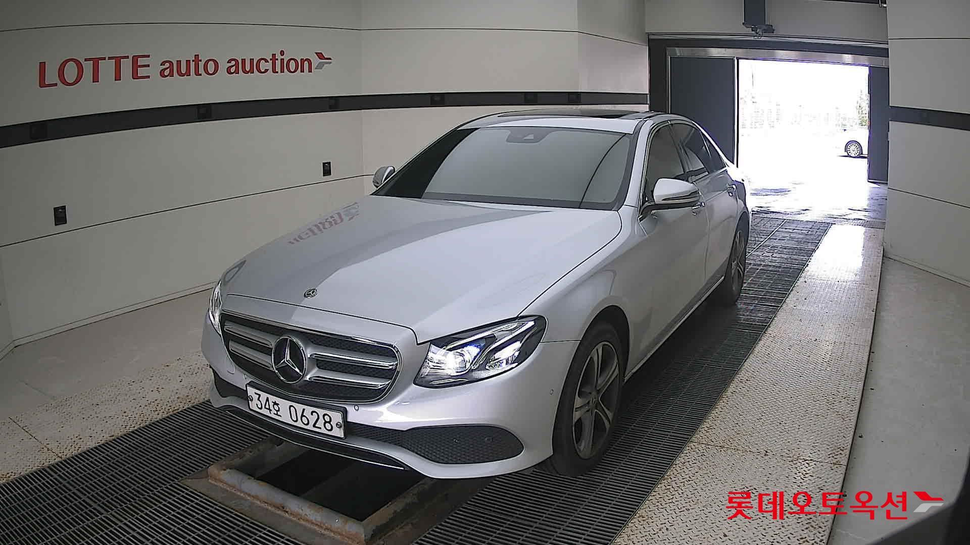 مرسيدس E220D