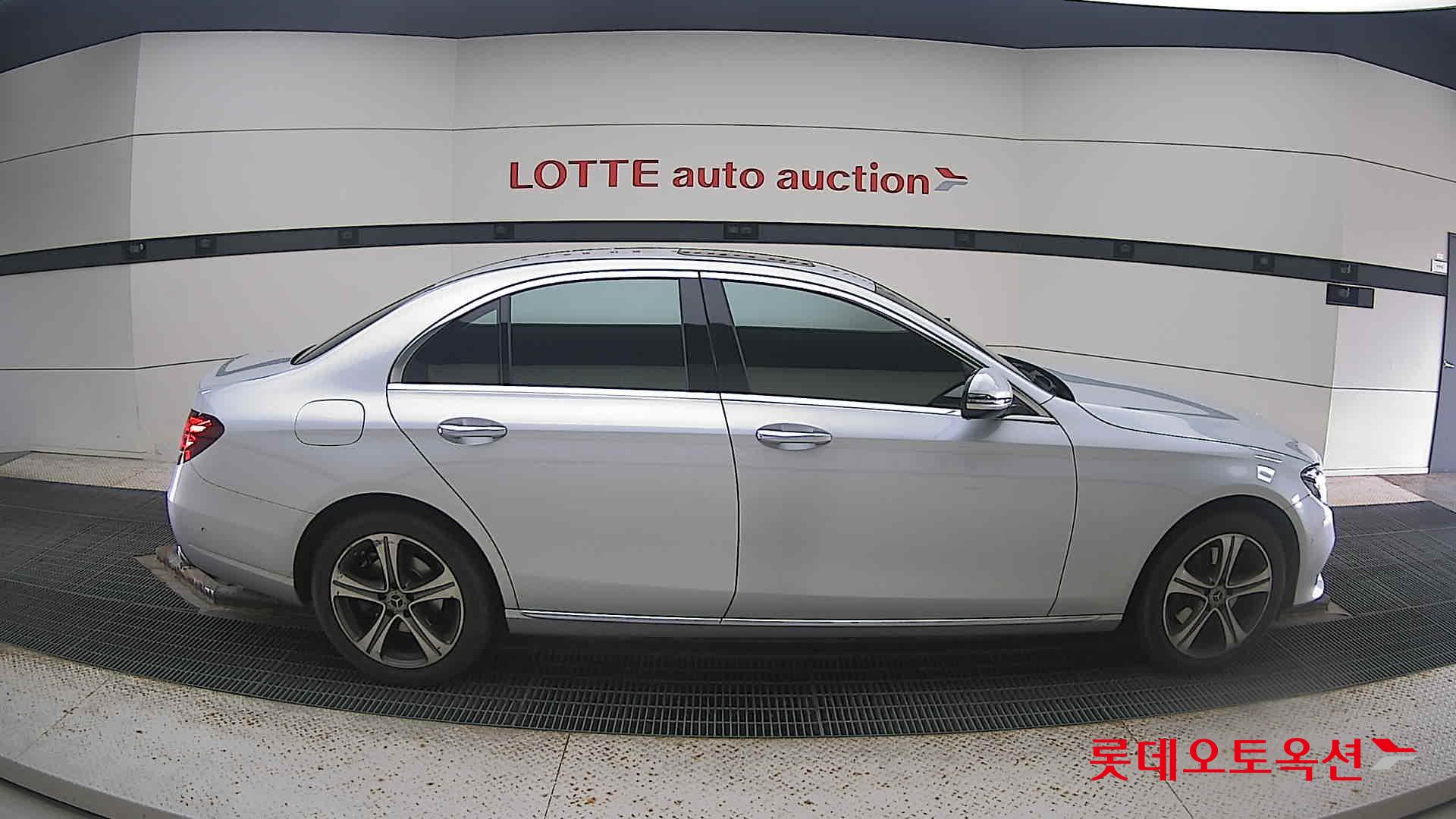 مرسيدس E220D