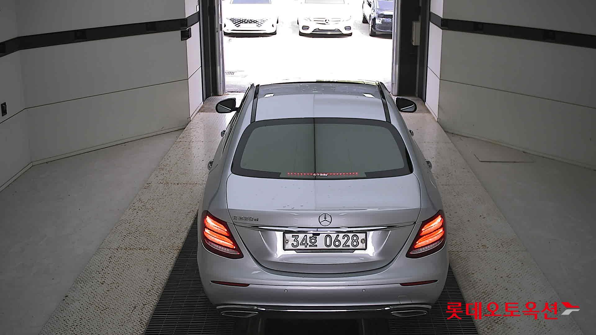 مرسيدس E220D