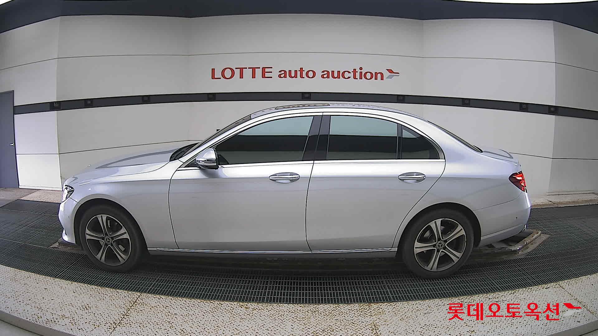 مرسيدس E220D