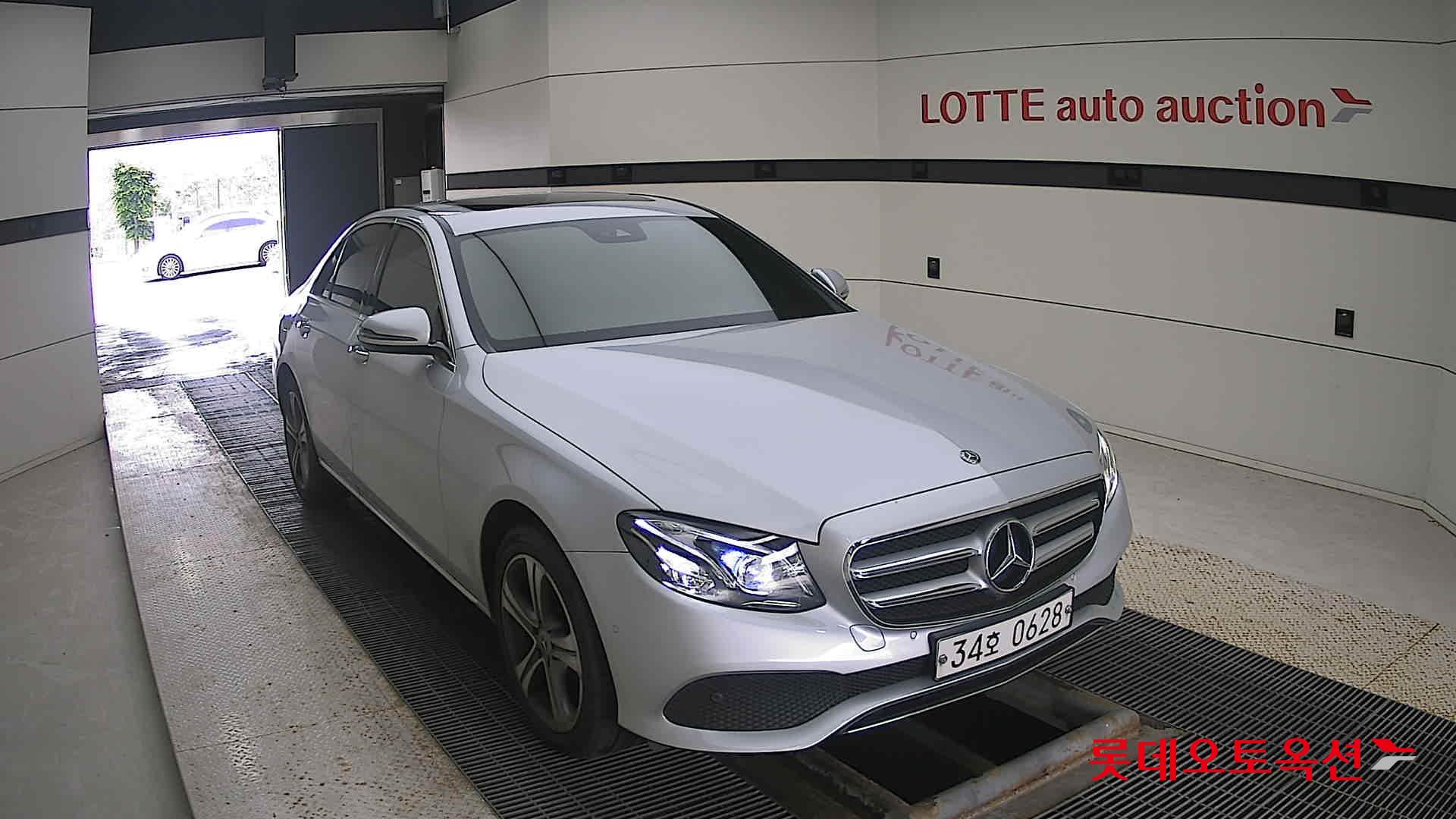 مرسيدس E220D