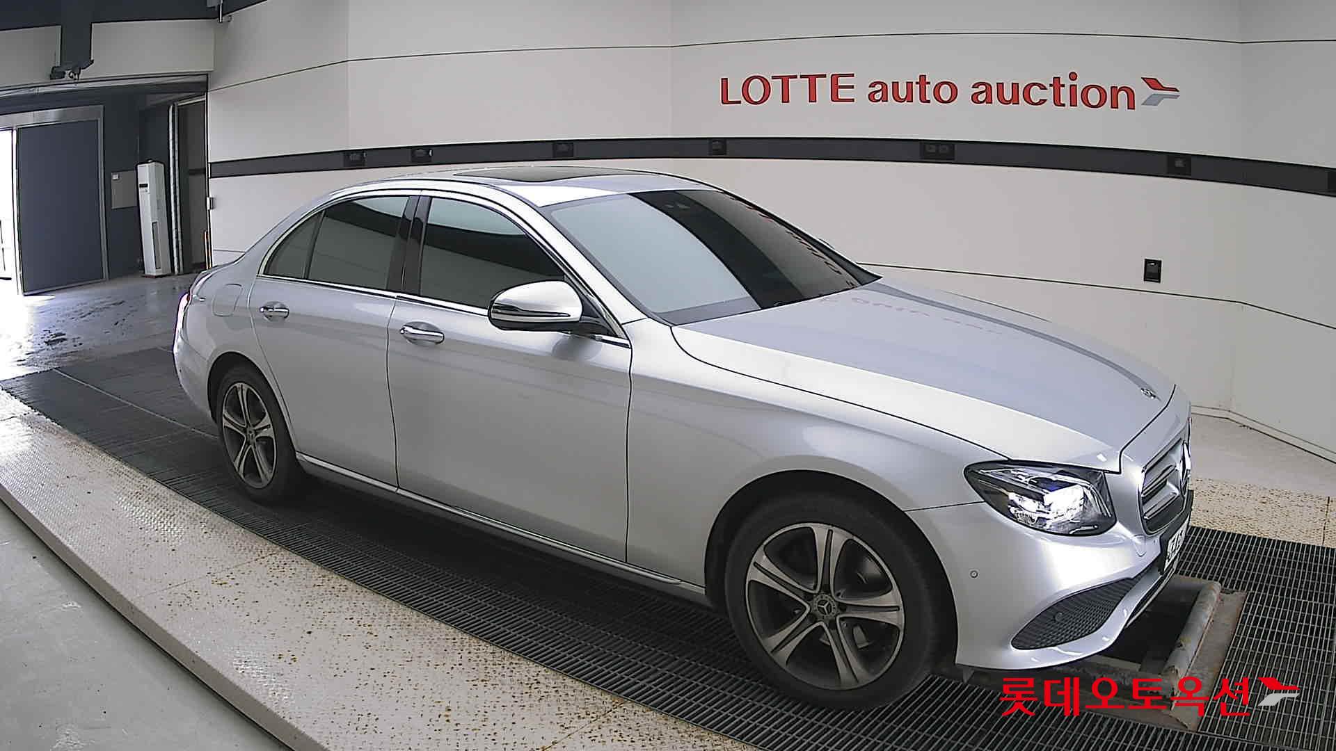 مرسيدس E220D