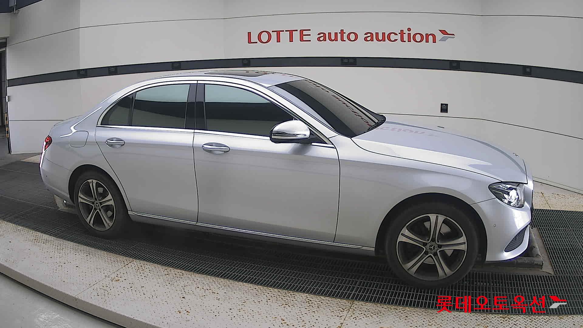 مرسيدس E220D