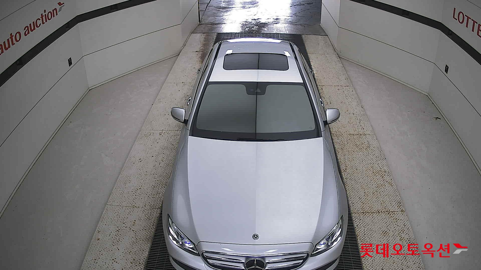 مرسيدس E220D