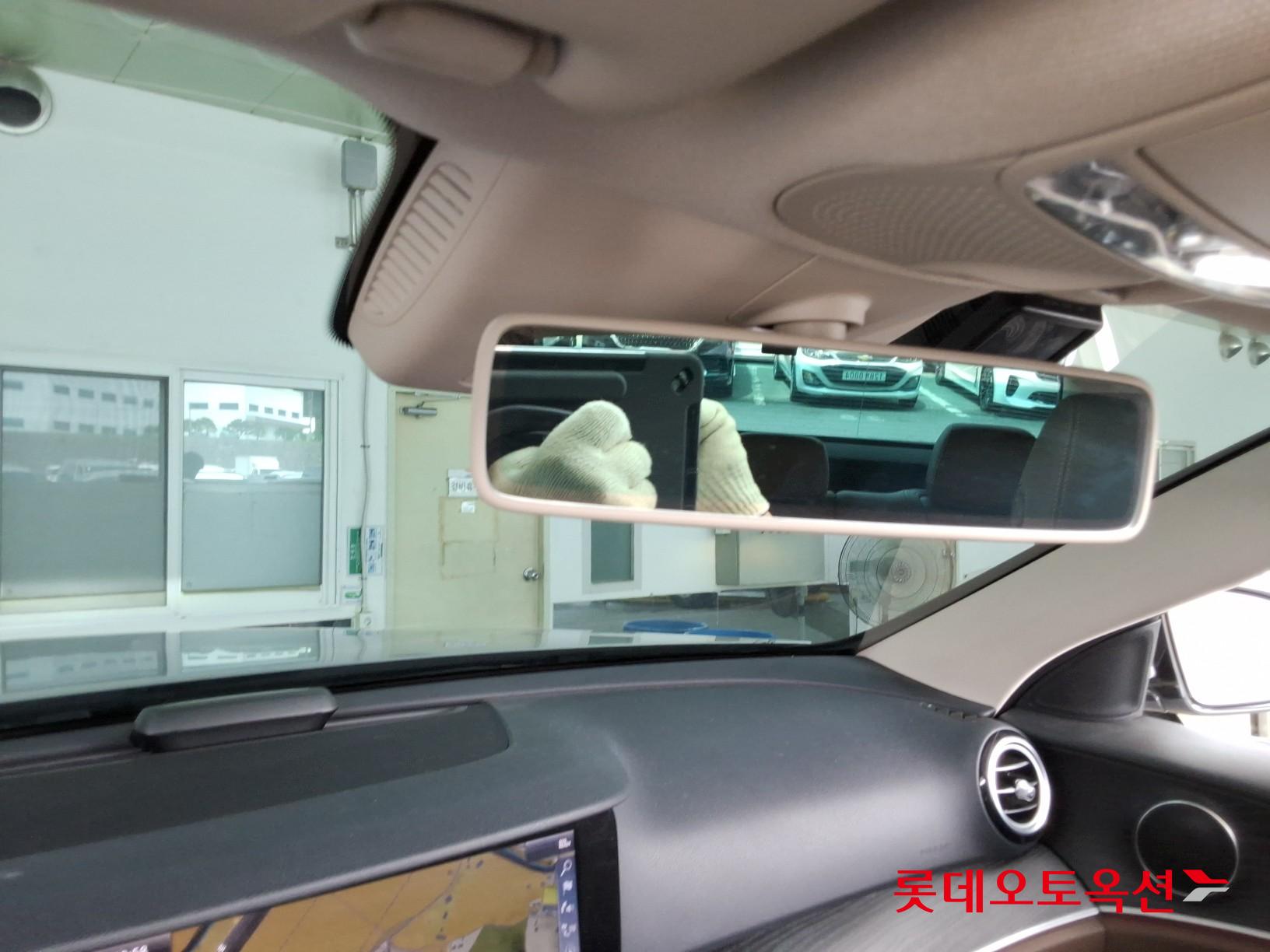 مرسيدس E220D