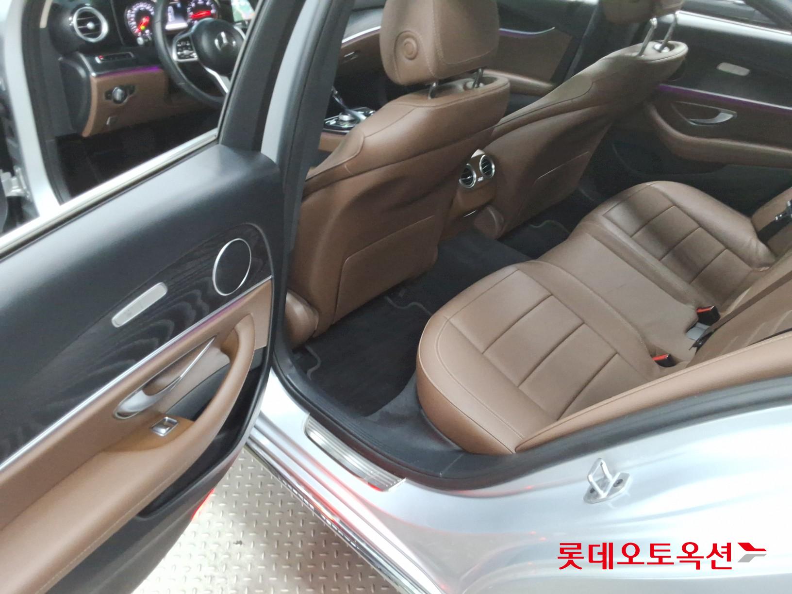 Mercedes-Benz E220 d id 3057615 из Кореи 36