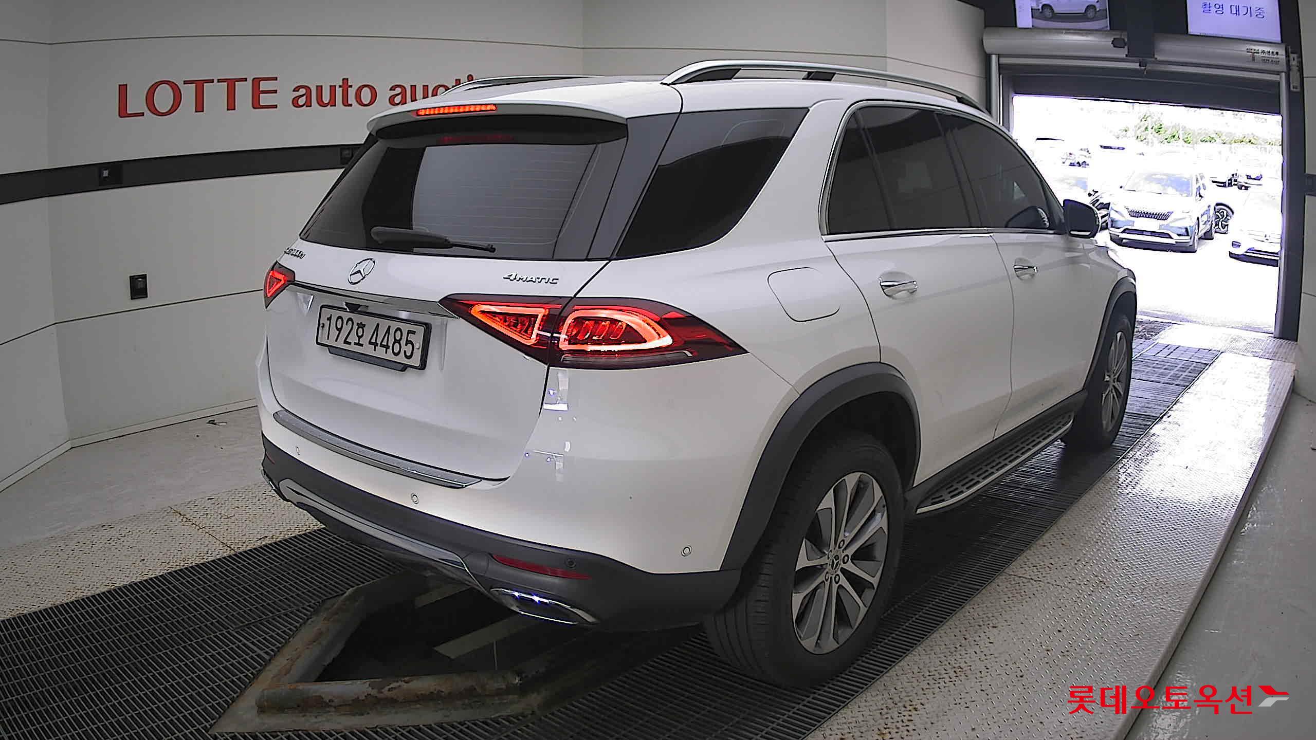 Mercedes-Benz Mercedes-Benz GLE300 d 4MATIC 2022 149-POLAR WHITE [BENZ] из Кореи, фото 4