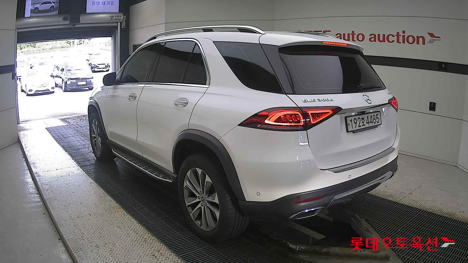 Mercedes-Benz Mercedes-Benz GLE300 d 4MATIC 2022 149-POLAR WHITE [BENZ] из Кореи, фото 6