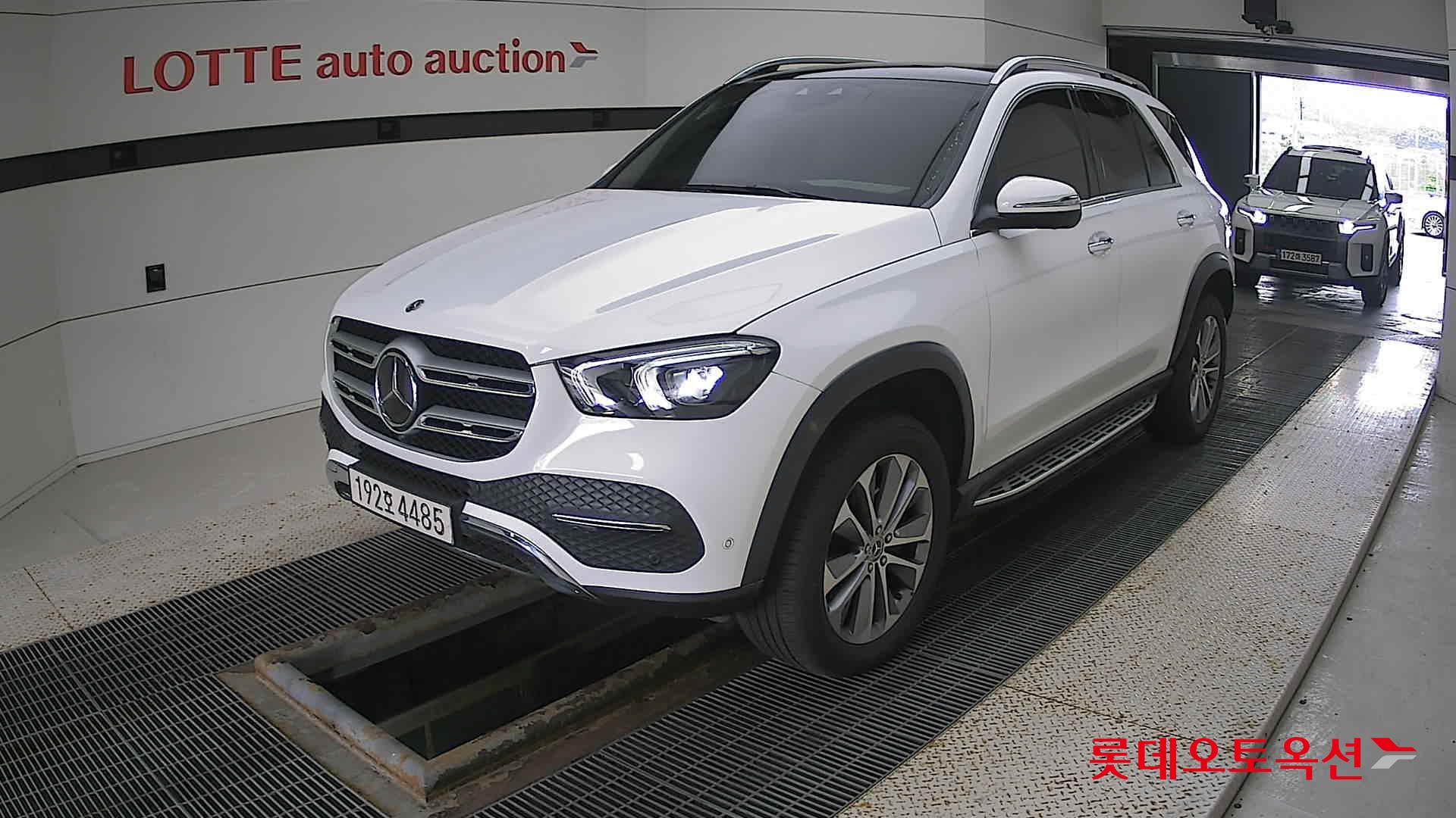 Mercedes-Benz Mercedes-Benz GLE300 d 4MATIC id 3052607 из Кореи 14