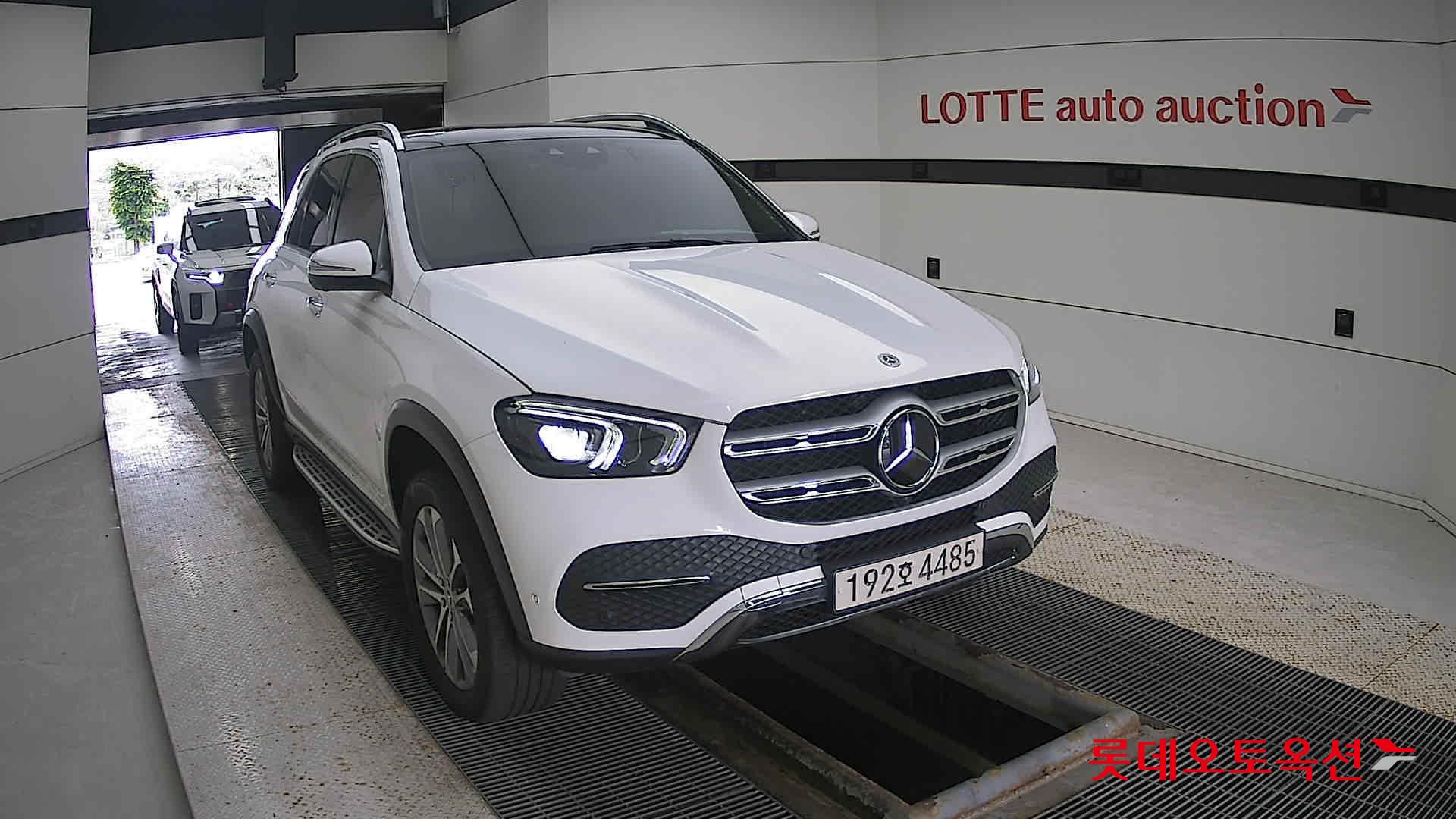 Mercedes-Benz Mercedes-Benz GLE300 d 4MATIC id 3052607 из Кореи 15