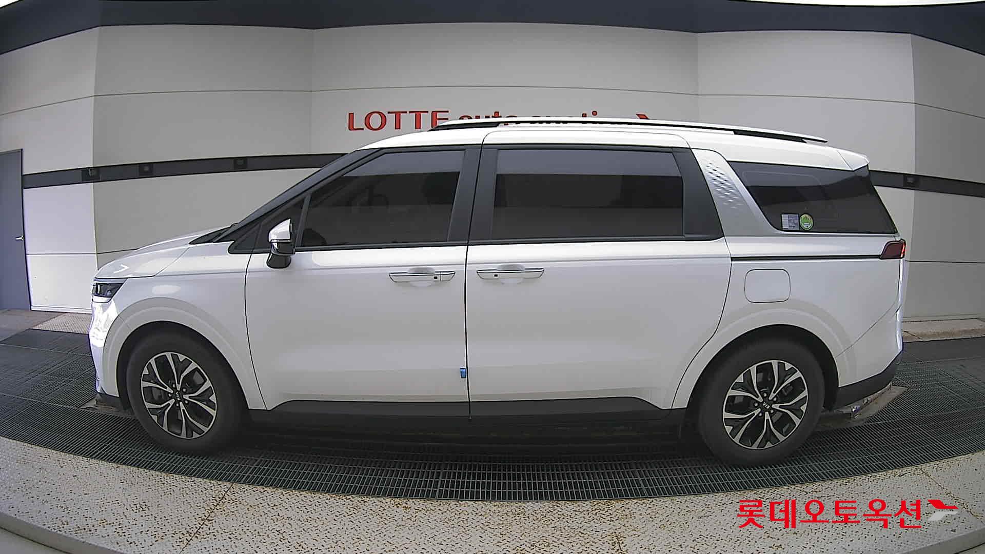 Kia Carnival id 3057720 из Кореи 7