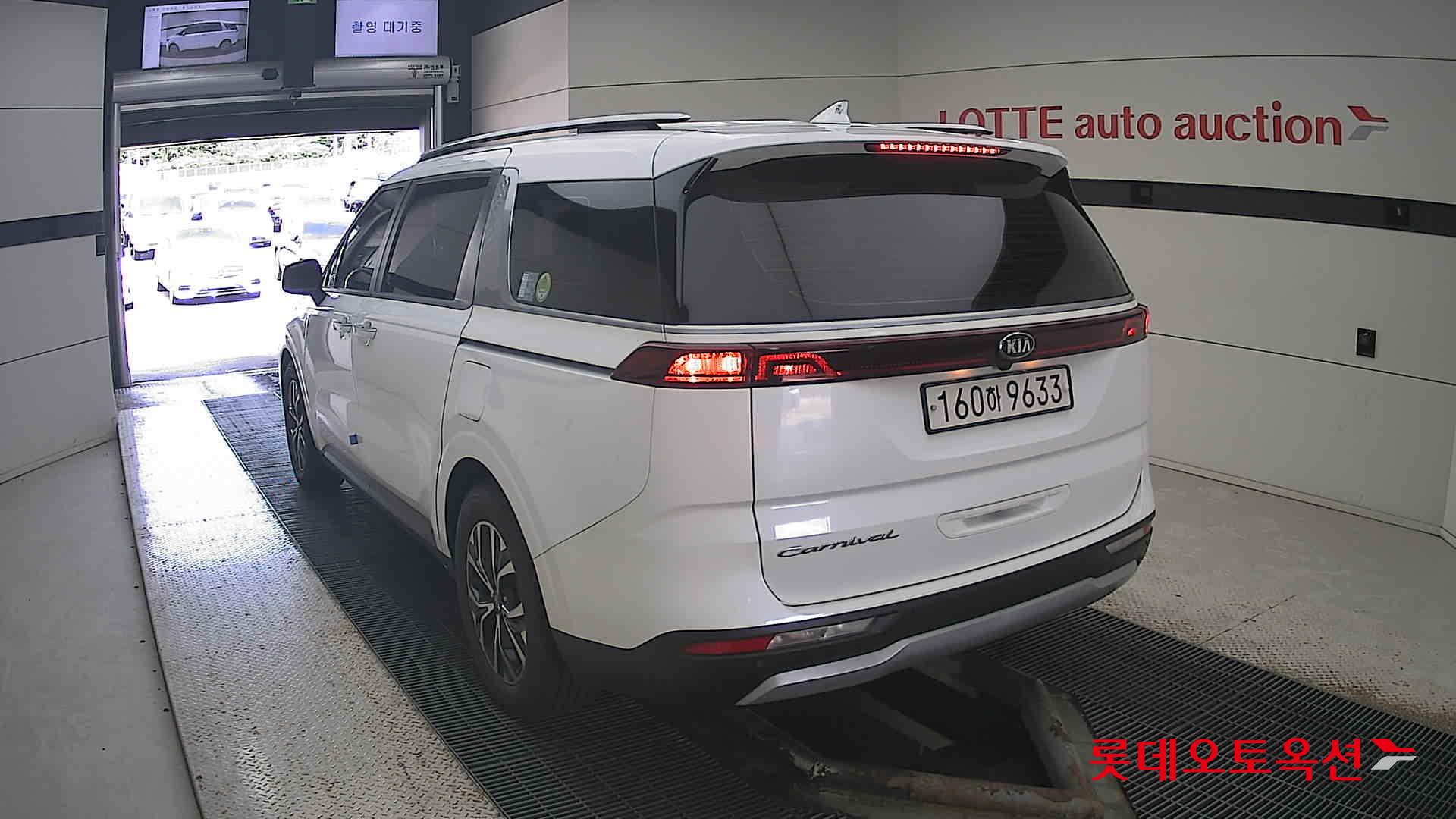 Kia Carnival id 3057720 из Кореи 9