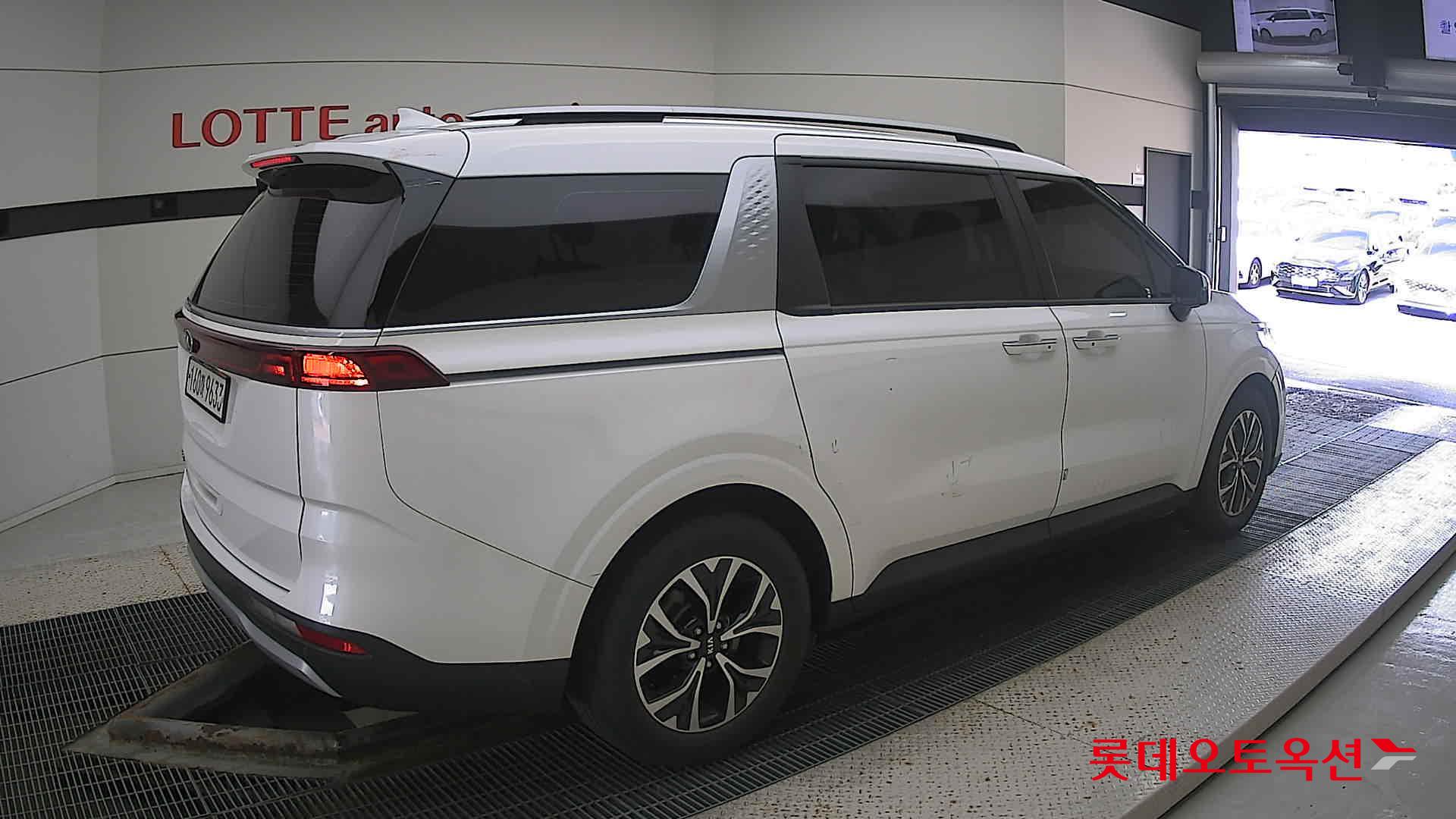 Kia Carnival id 3057720 из Кореи 19