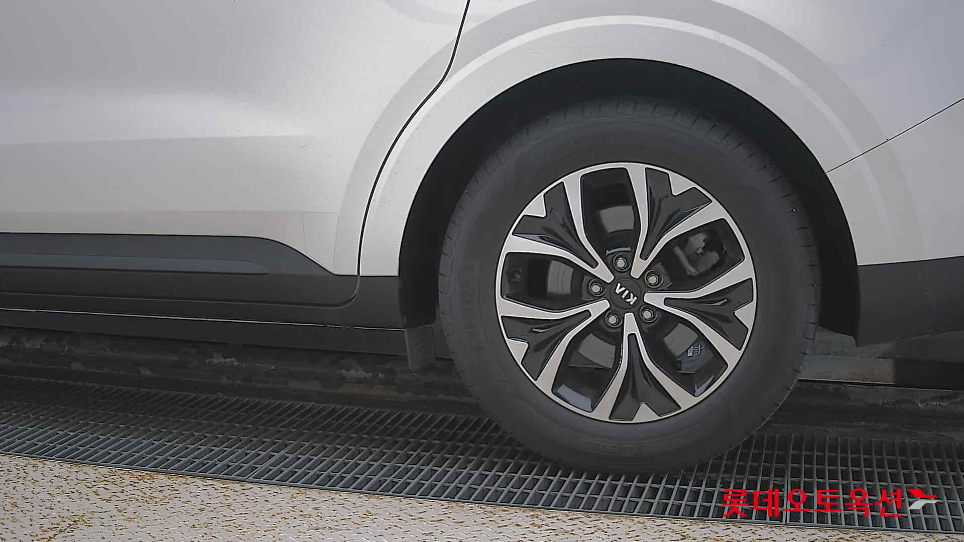 Kia Carnival id 3057720 из Кореи 22