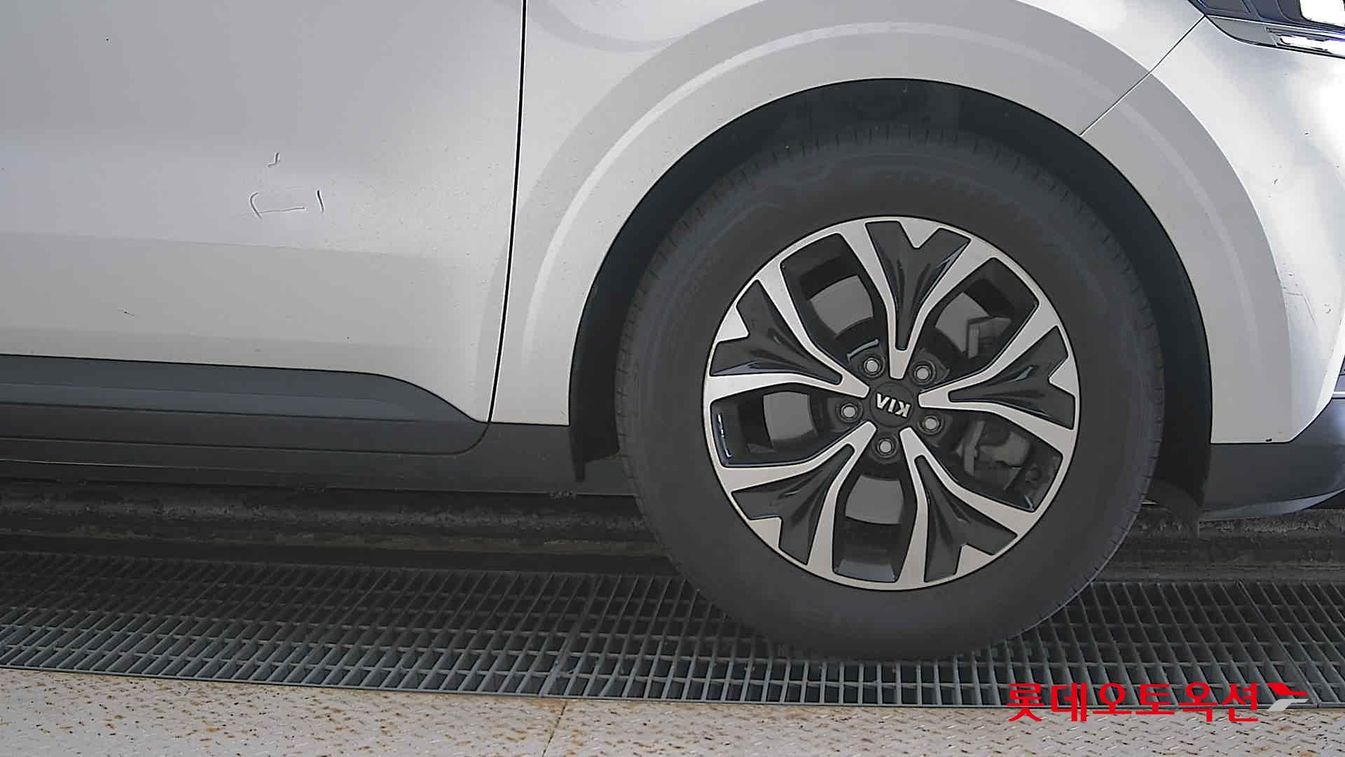 Kia Carnival id 3057720 из Кореи 23