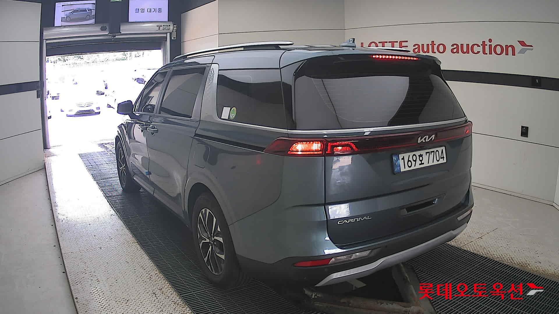 Kia Carnival id 3057647 из Кореи 9