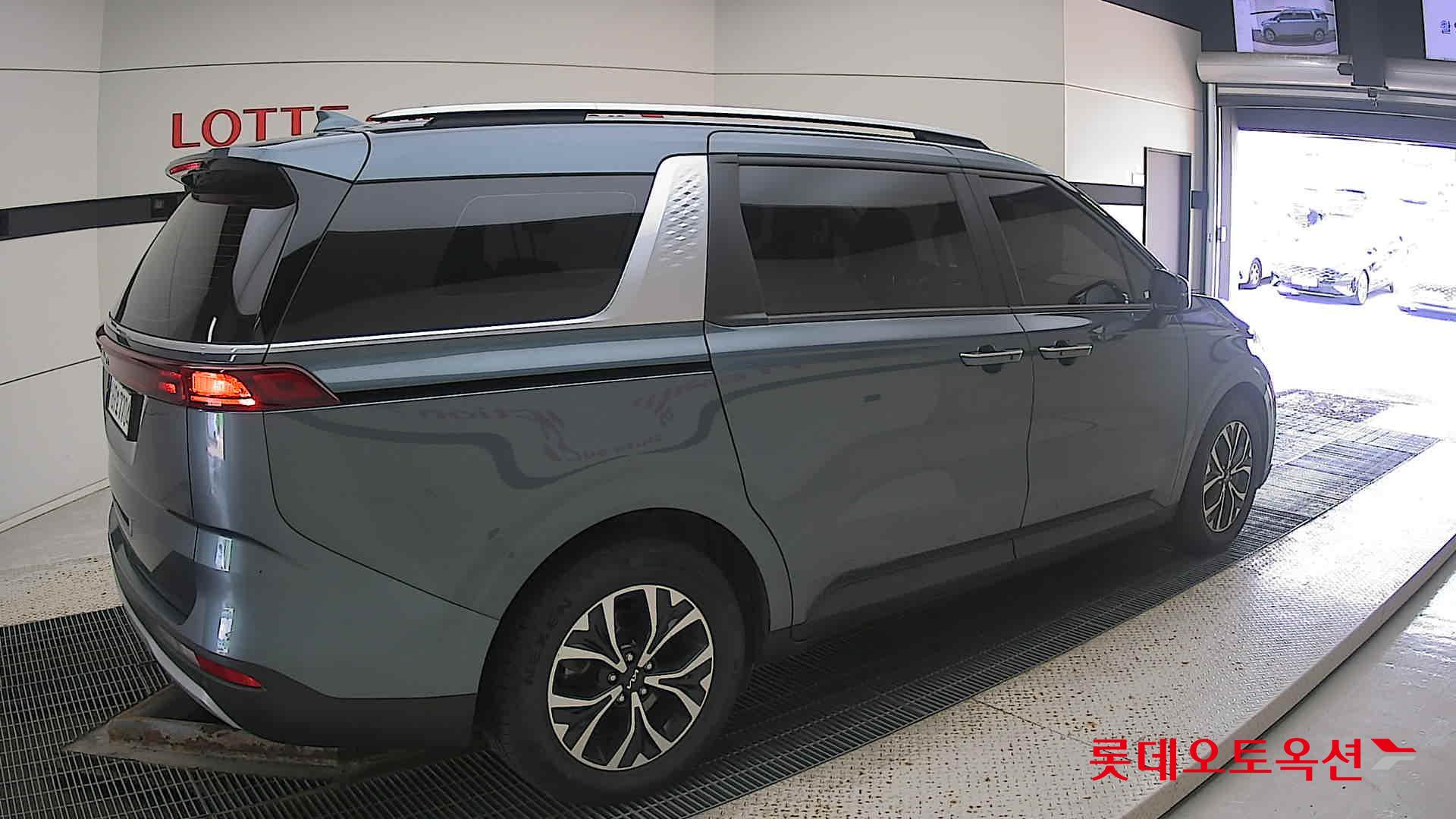 Kia Carnival id 3057647 из Кореи 19