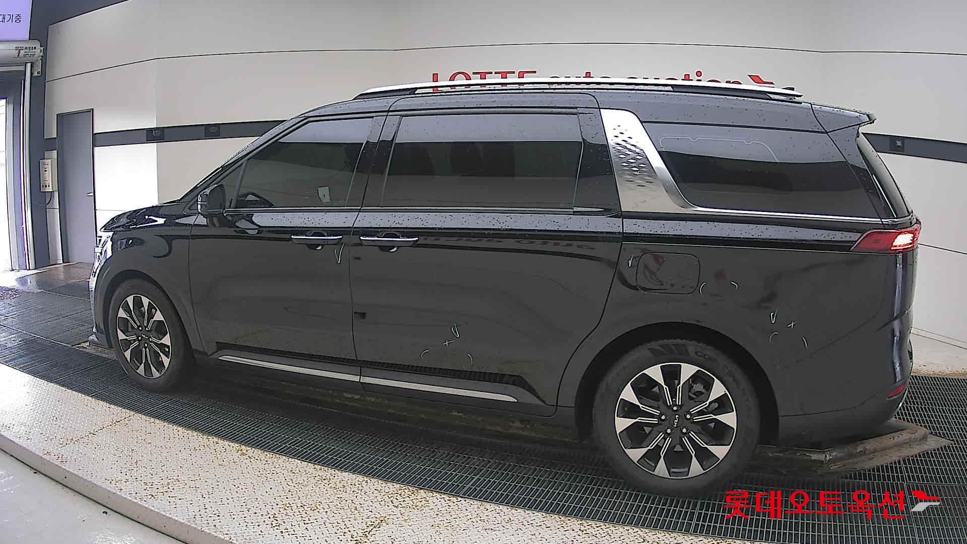 Kia Carnival Limousine id 3057717 из Кореи 11