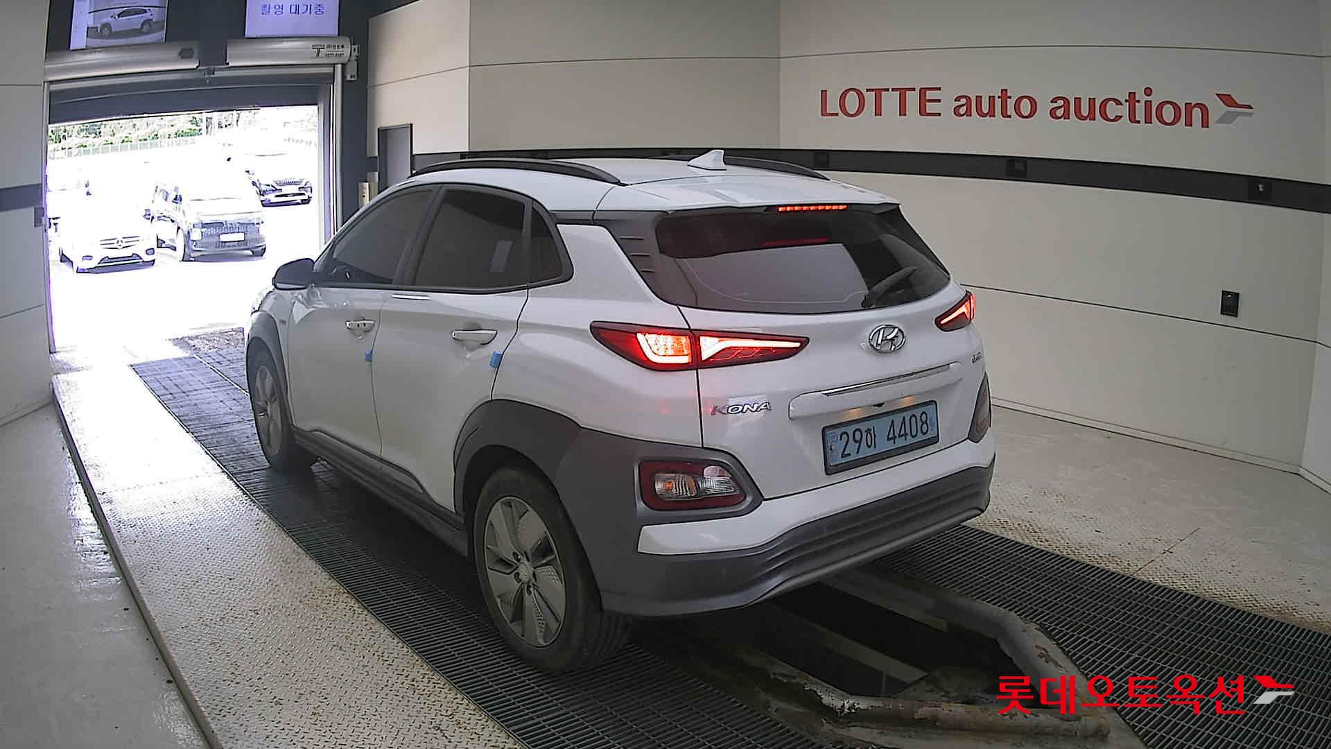 Hyundai KONA Electric 2020 Chokwhite из Кореи, фото 6