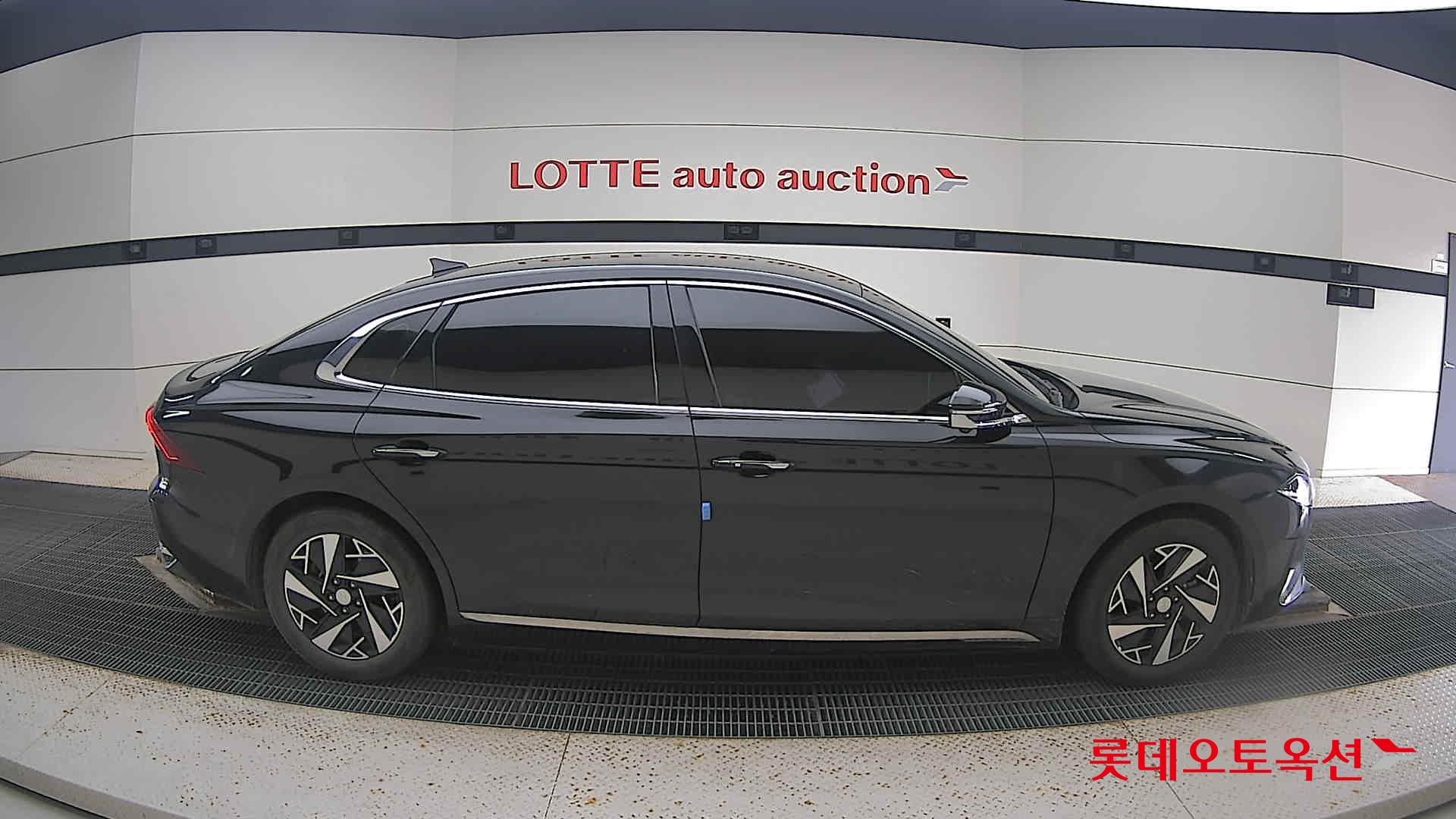 Hyundai Grandeur Hybrid 2022 Midnight Black Pearl из Кореи, фото 3