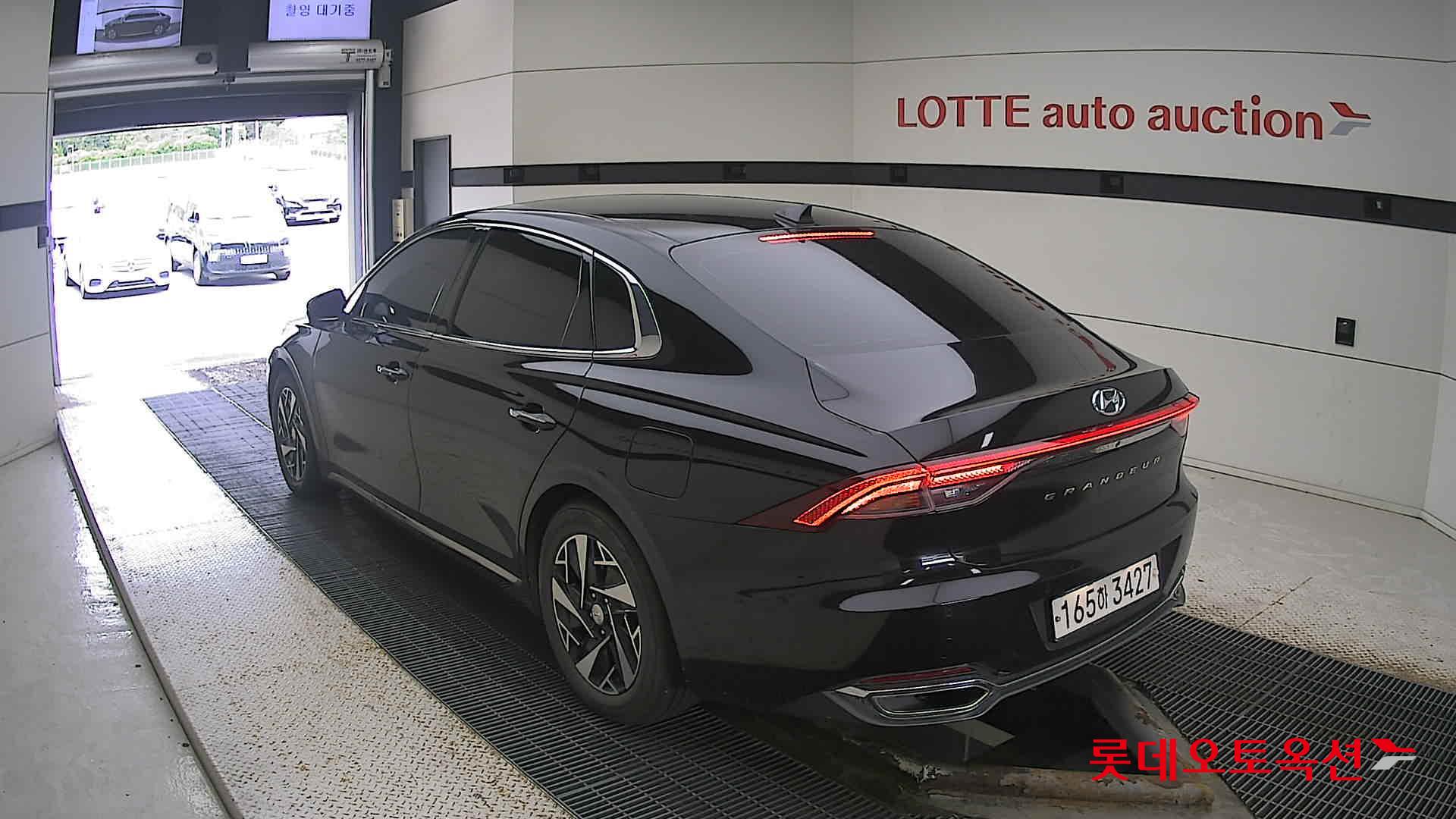 Hyundai Grandeur Hybrid 2022 Midnight Black Pearl из Кореи, фото 6