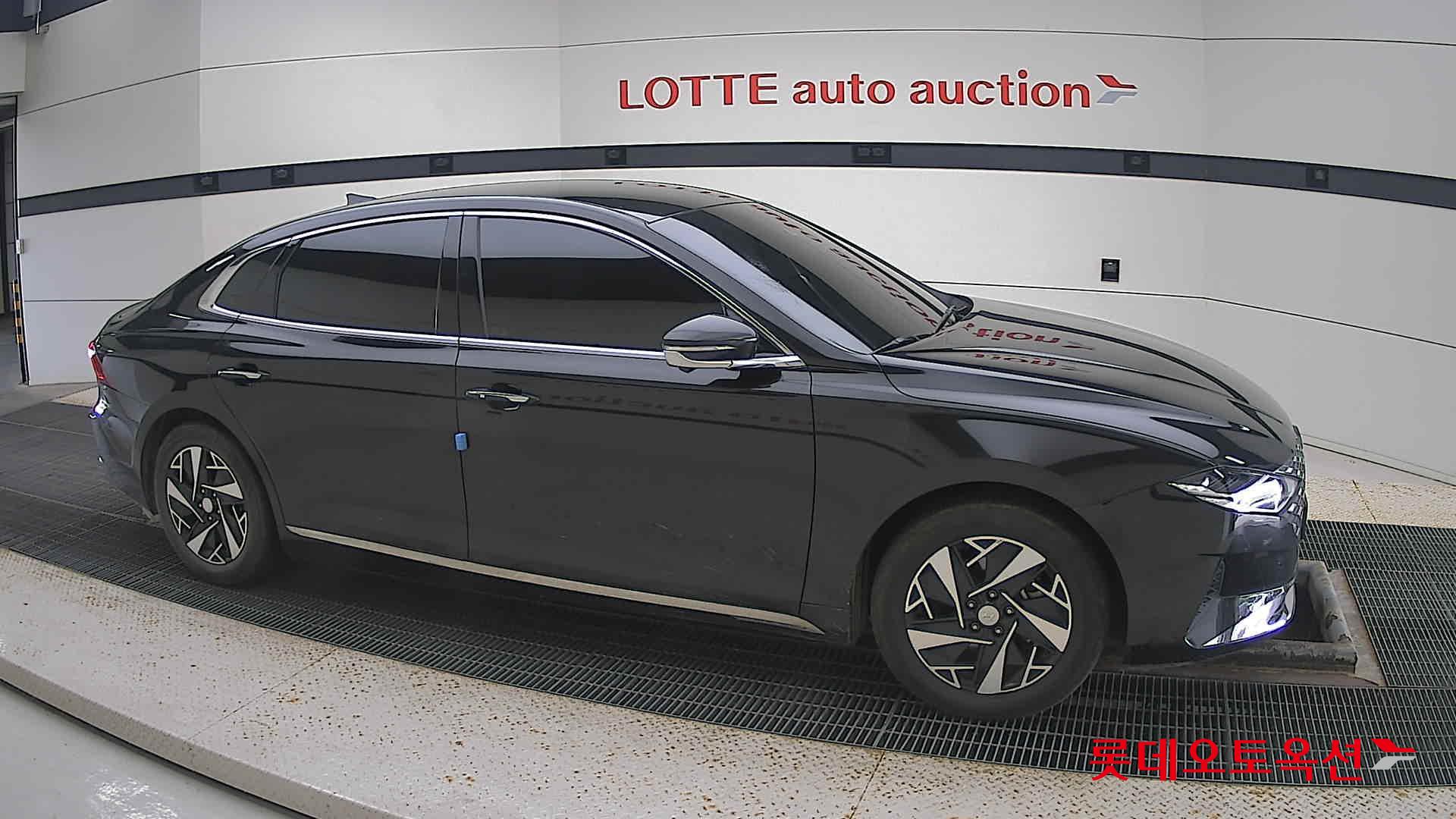 Hyundai Grandeur Hybrid id 3052514 из Кореи 17