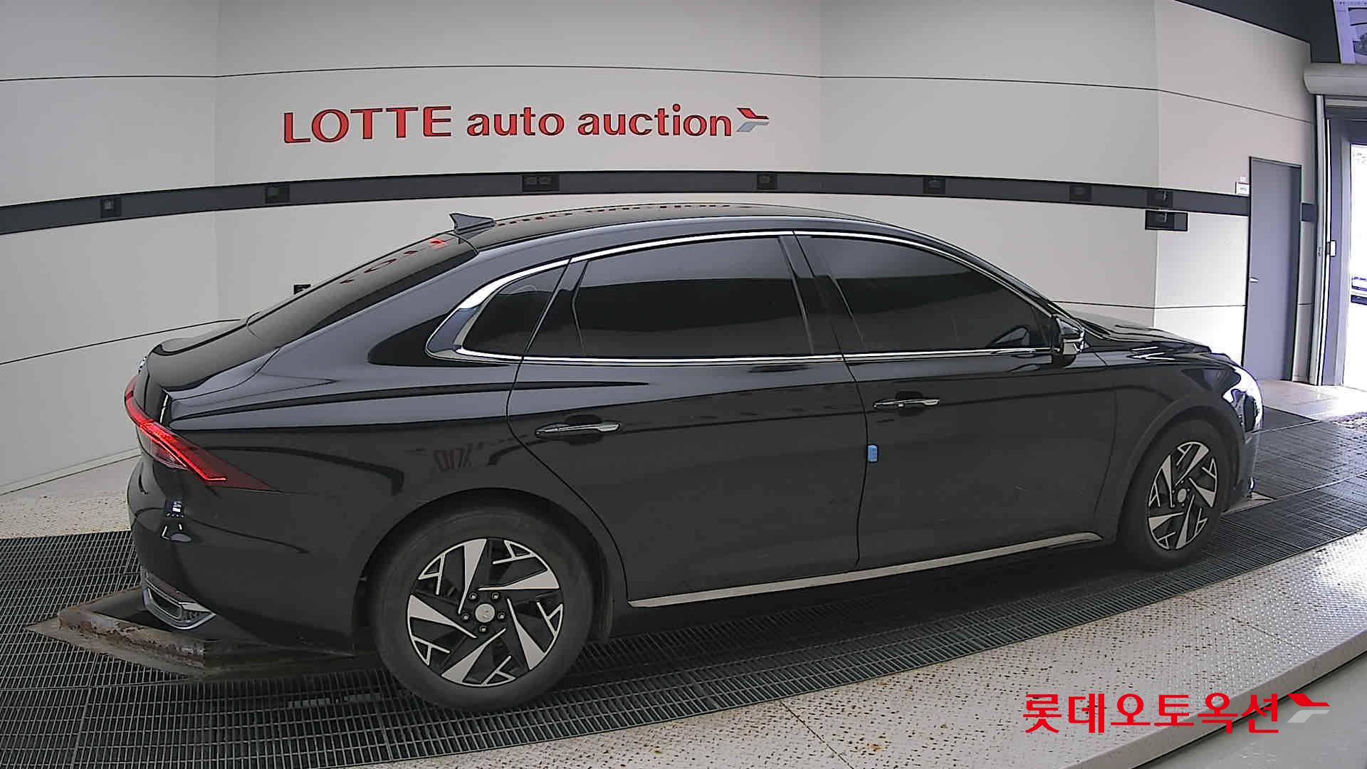 Hyundai Grandeur Hybrid id 3052514 из Кореи 18