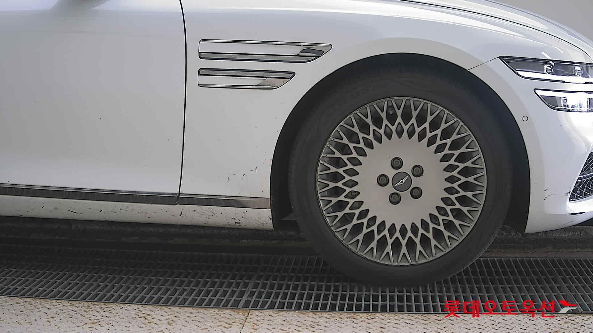 Hyundai G80 id 3057630 из Кореи 23