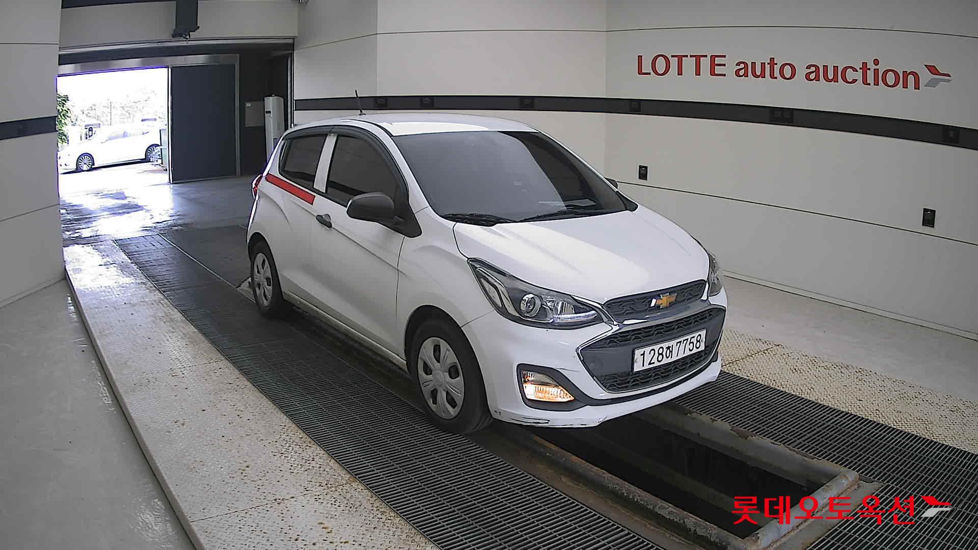 Korea G M Spark Van 1.0 2020 Pure White из Кореи, фото 2