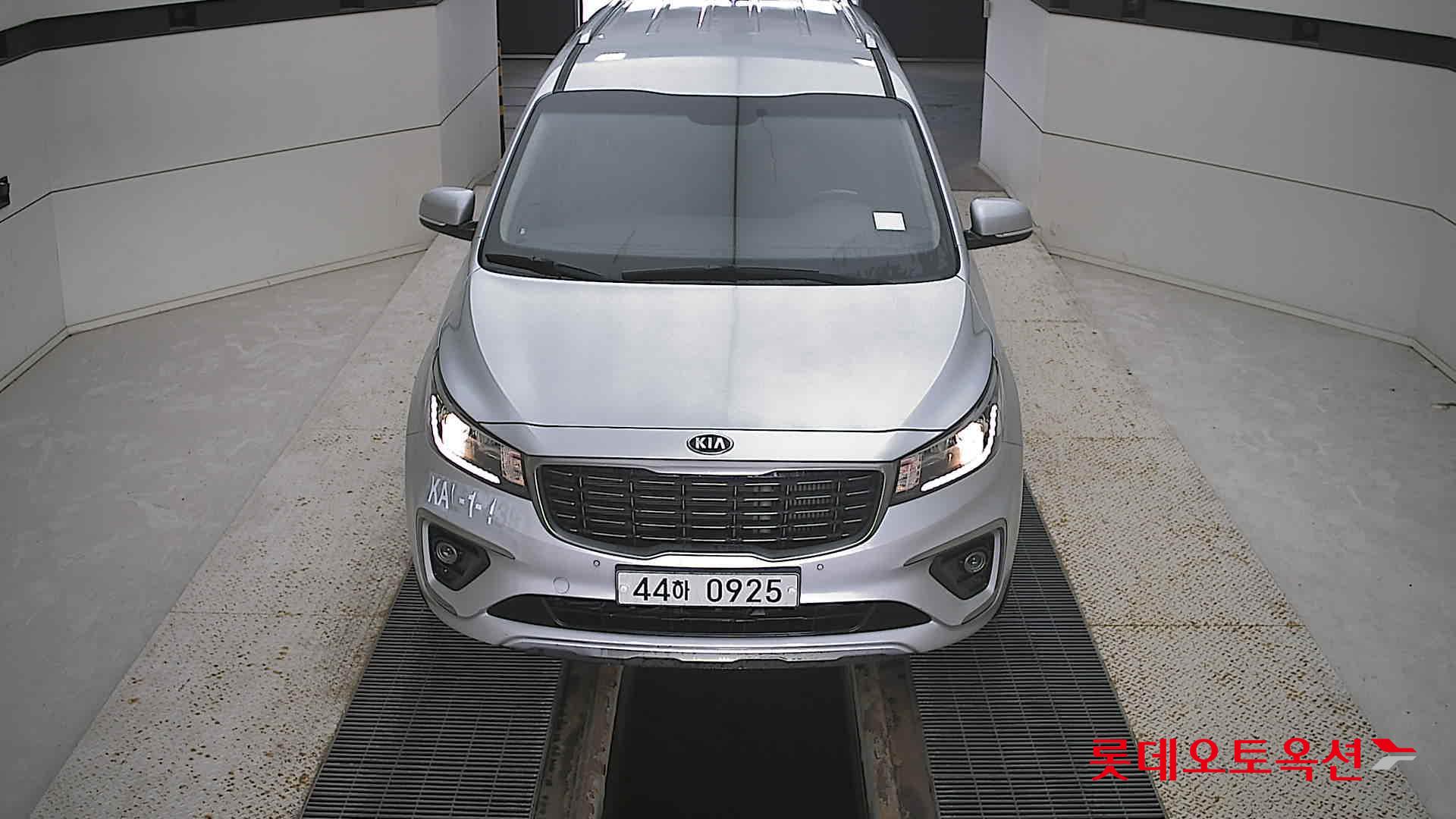 Kia Carnival id 3052550 из Кореи 8